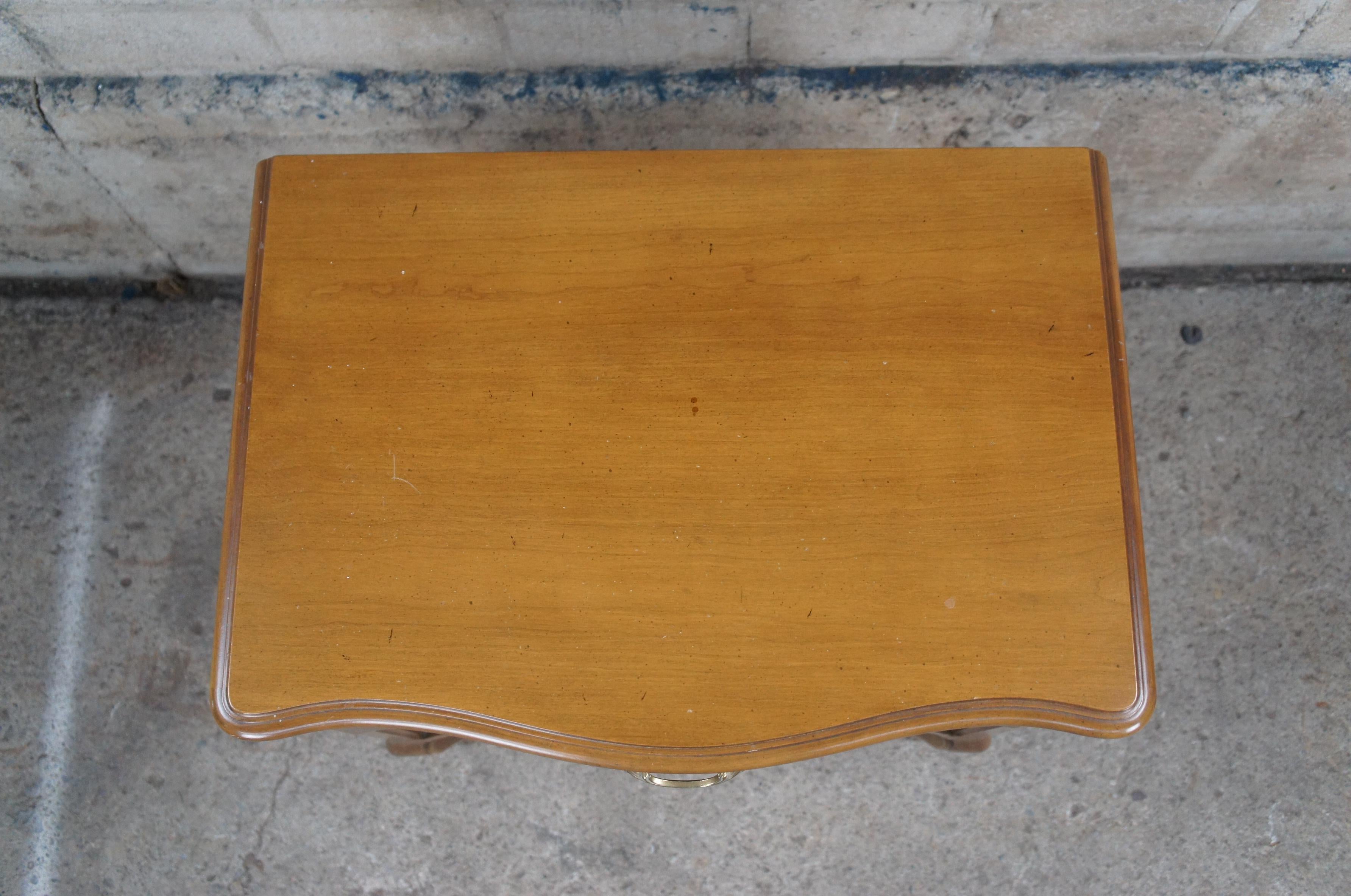 Late 20th Century Henredon Country French Louis XV Serpentine Tulip Wood Side Table Nightstand