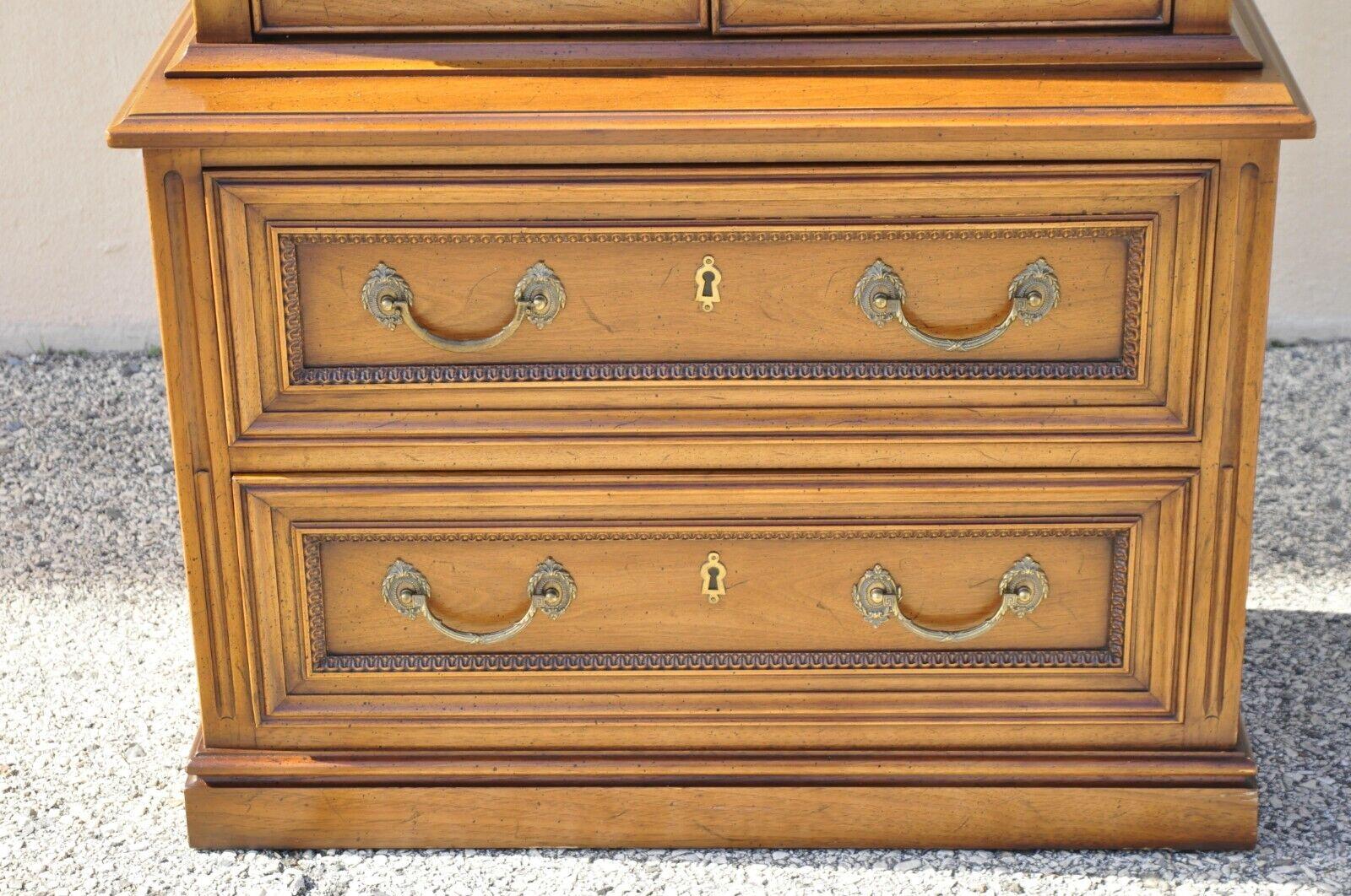 Henredon Custom Folio One Walnut Provincial Tall Narrow Display Cabinet Curio In Good Condition In Philadelphia, PA