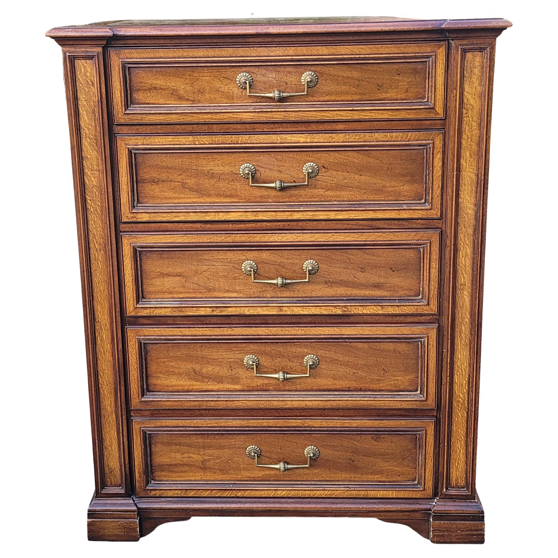 Henredon Fine Furniture 5 Drawers Walnut and Mission Oak Chest of Drawers For Sale