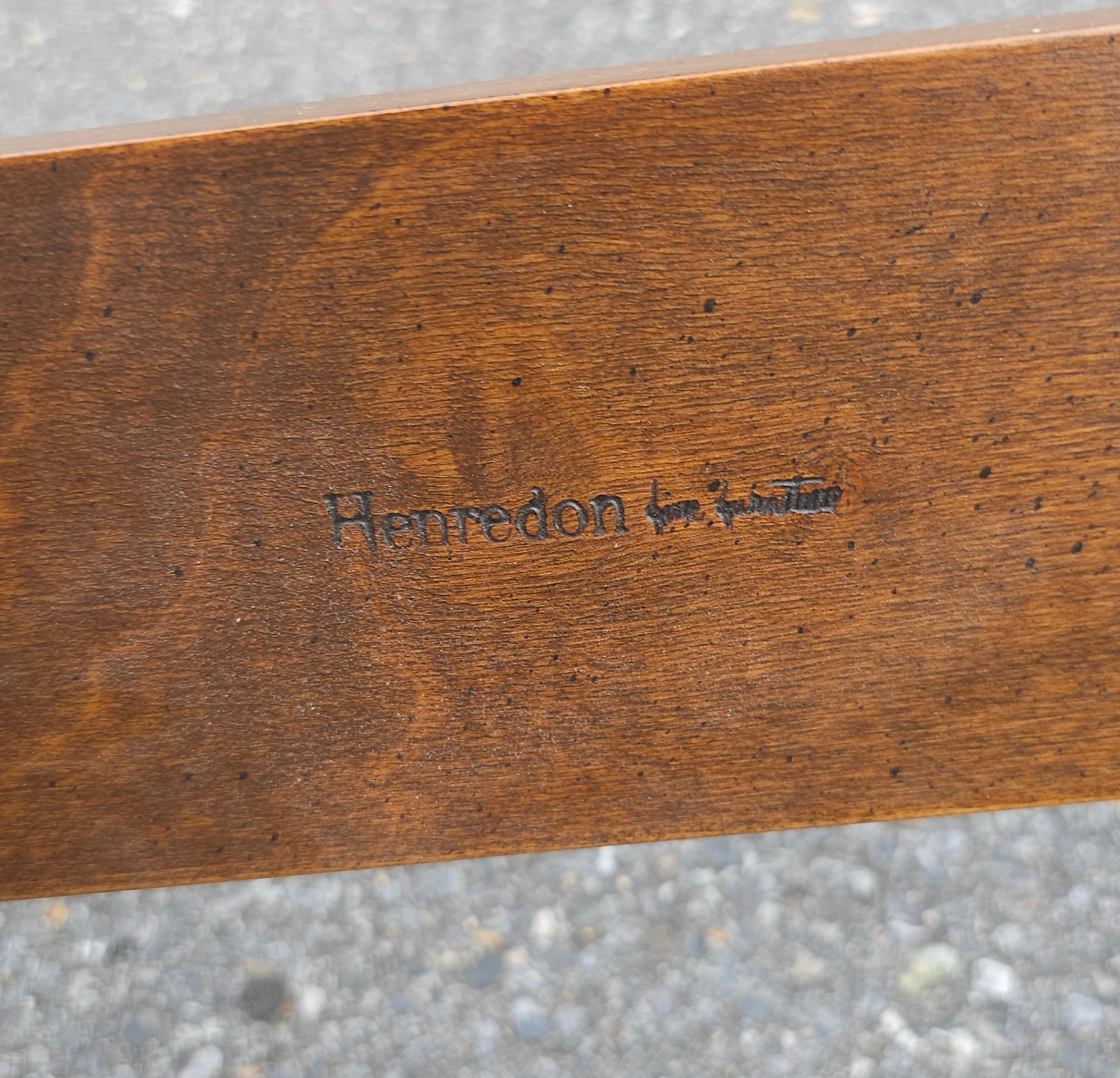 20th Century Henredon Fine Furniture Chippendale Style Mahogany King Size Headboard For Sale