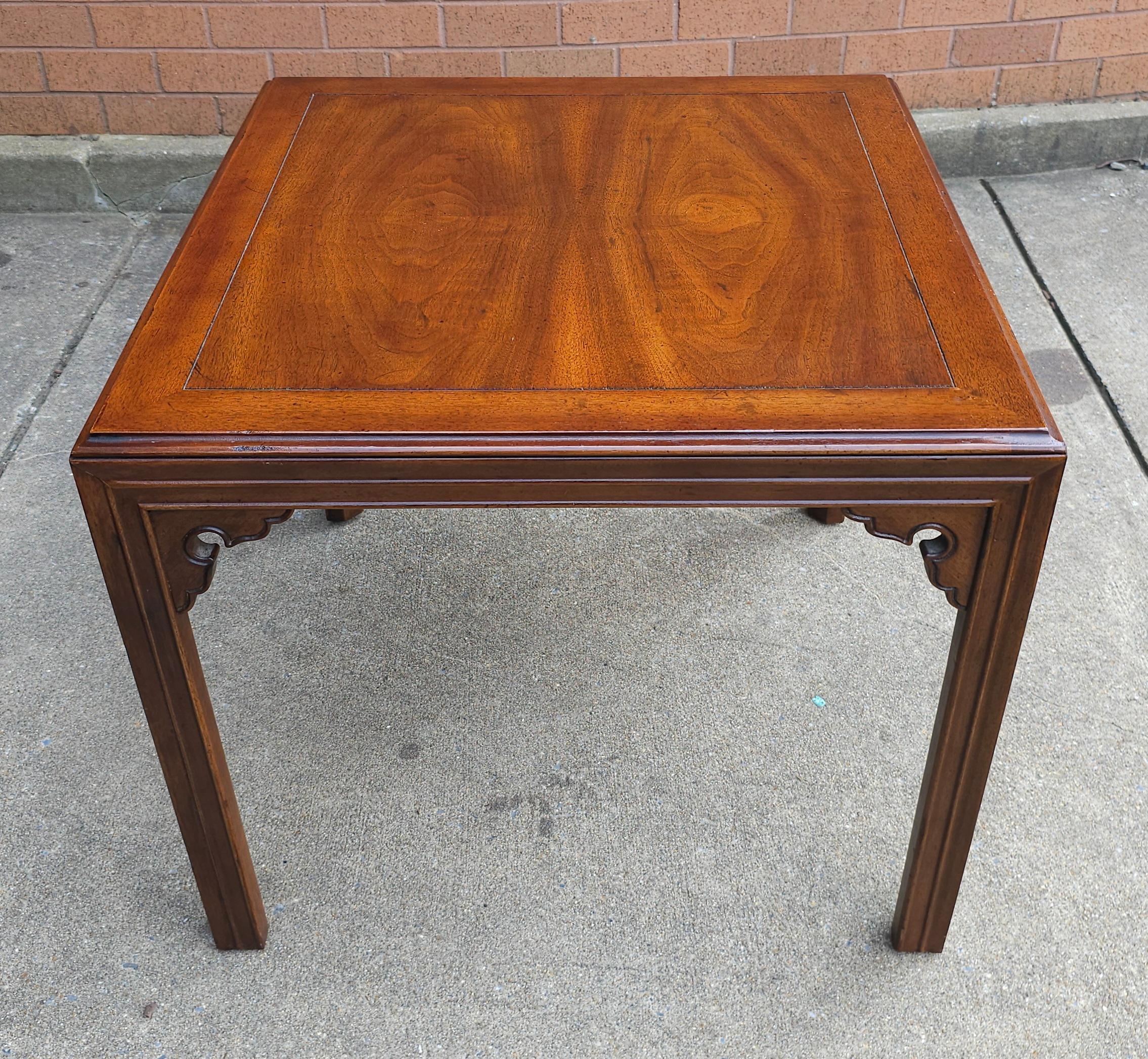 Other Henredon Fine Furniture Walnut Bookmatched  Side Table For Sale