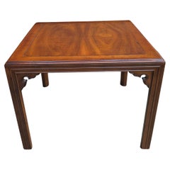 Henredon Fine Furniture Nussbaumholz Bookmatched  Beistelltisch