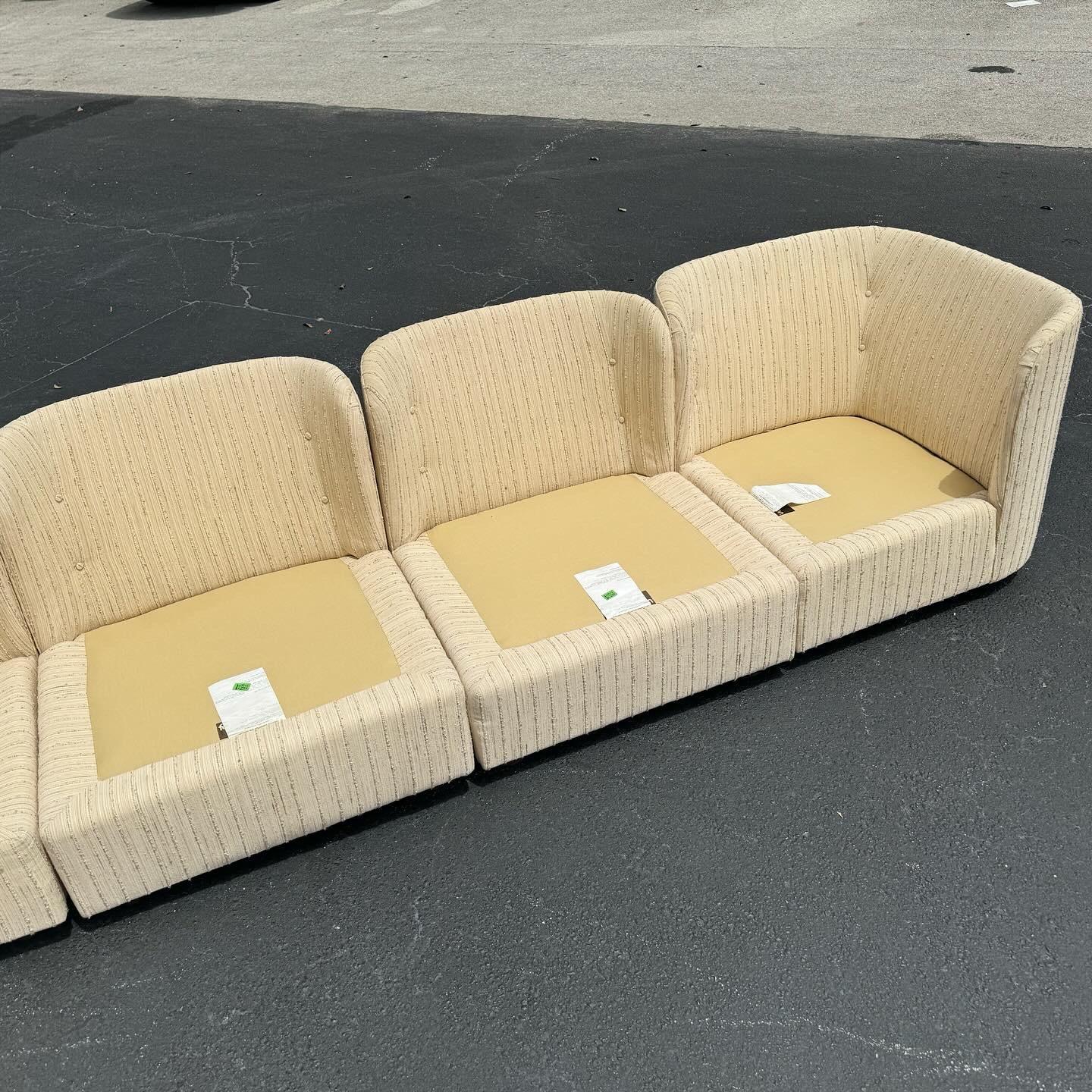 Henredon Folio 500 Canapé modulaire festonné - 6 Pieces en vente 1