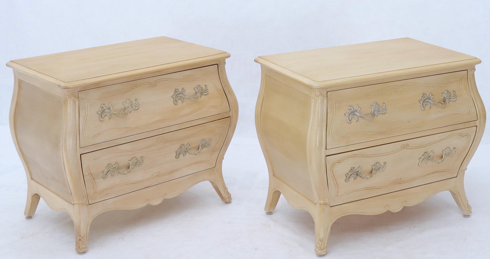 Maple Henredon French Country White Wash Finish Bombe Nightstands End Side Tables