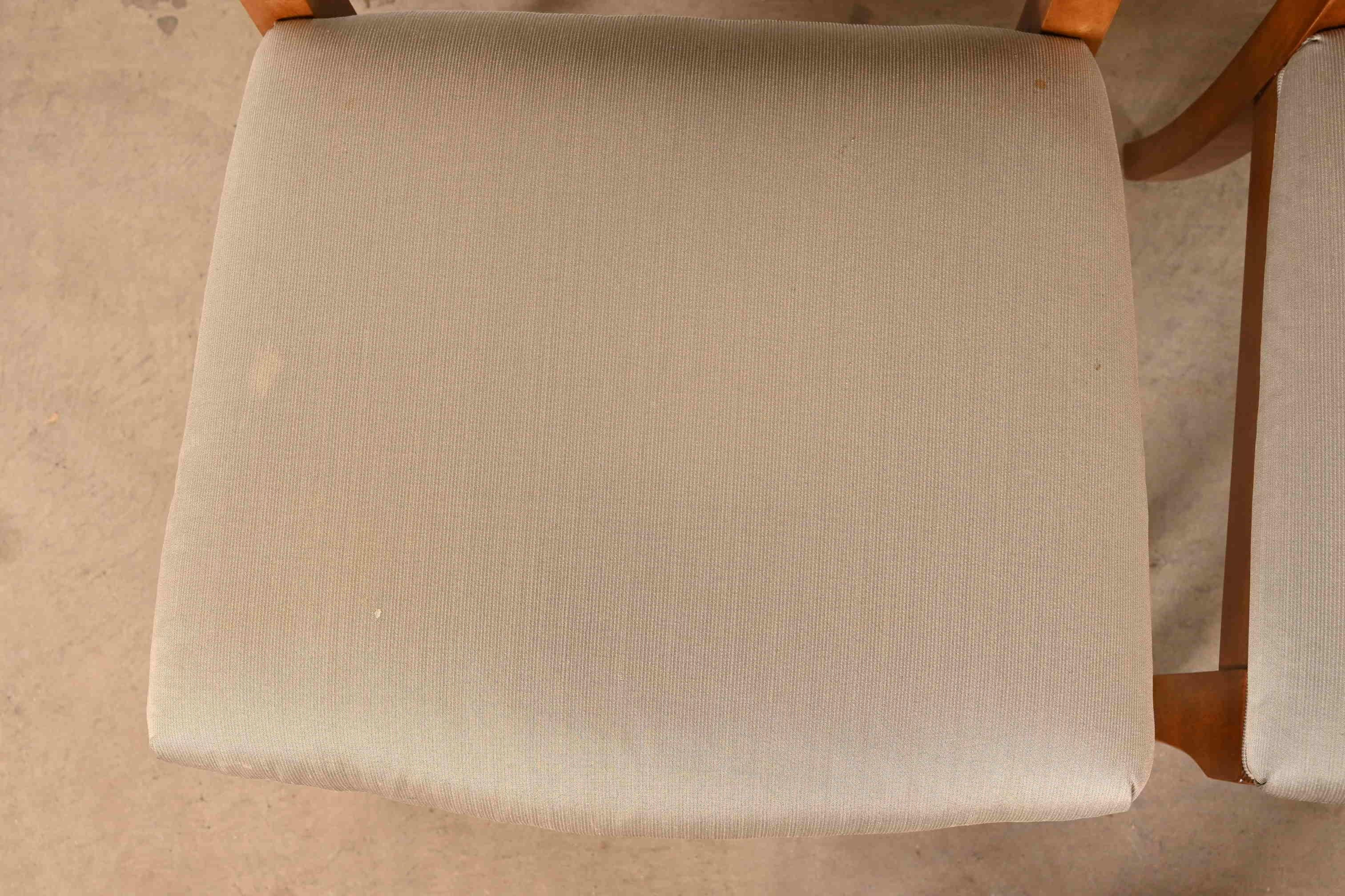 Paire de chaises d'appoint ou de salle à manger en noyer et bois doré de style Empire français, Henredon en vente 2