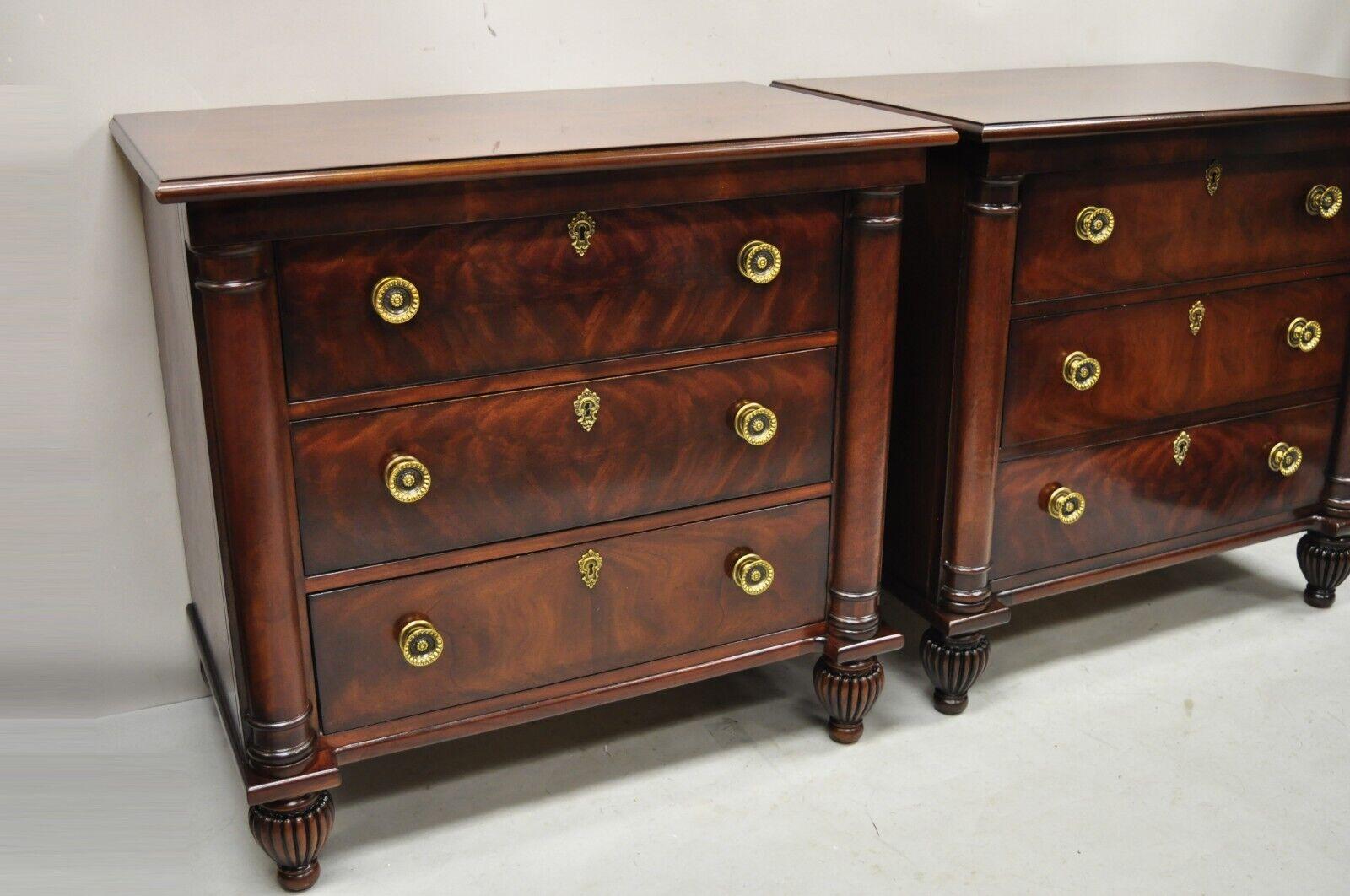 Henredon French Empire Neoclassical Style Mahogany 3 Drawer Nightstands, a Pair In Good Condition In Philadelphia, PA
