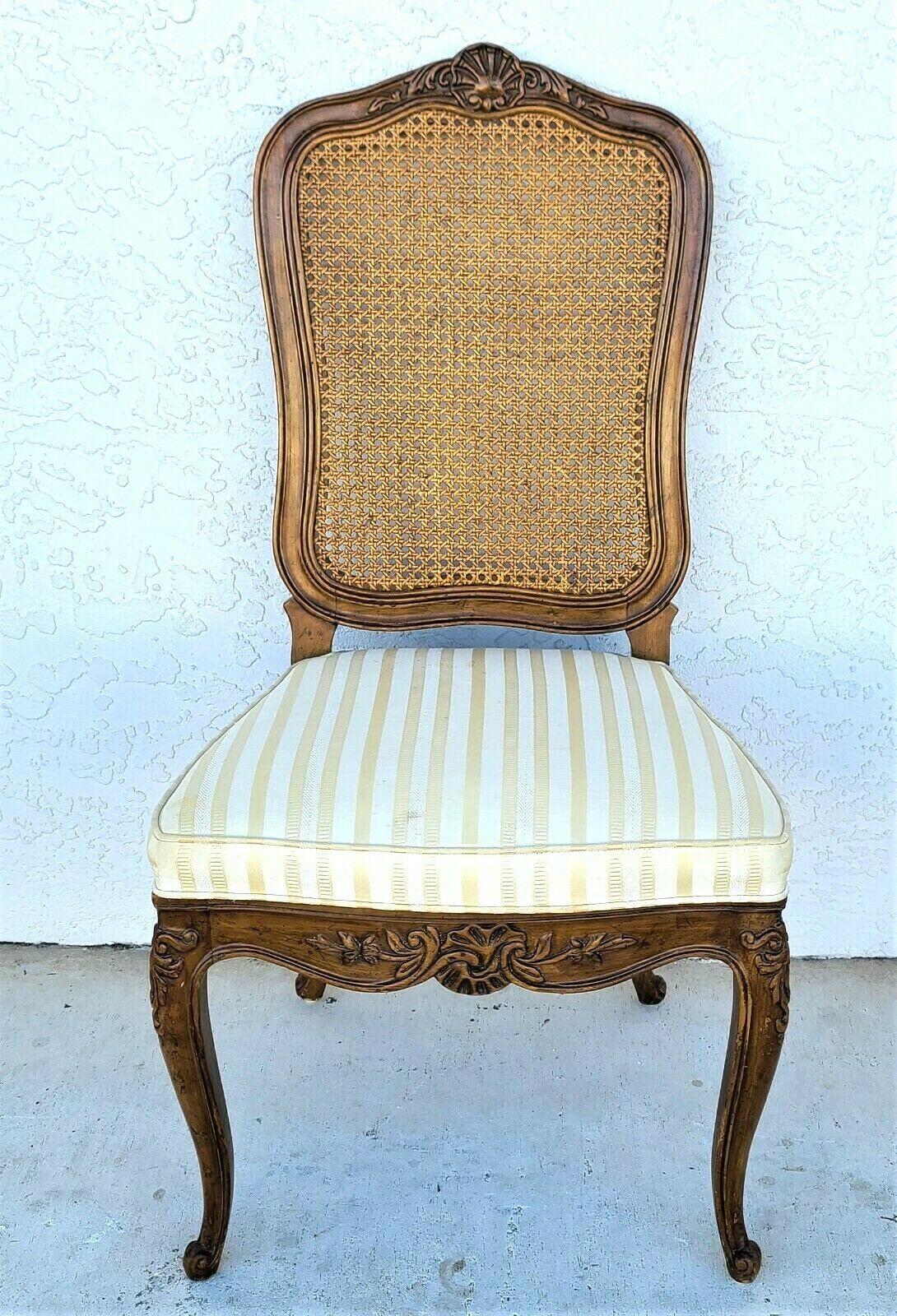 (5) Henredon Französische Provence Esszimmerstühle mit Rohrrücken, Modell 2377 (20. Jahrhundert) im Angebot