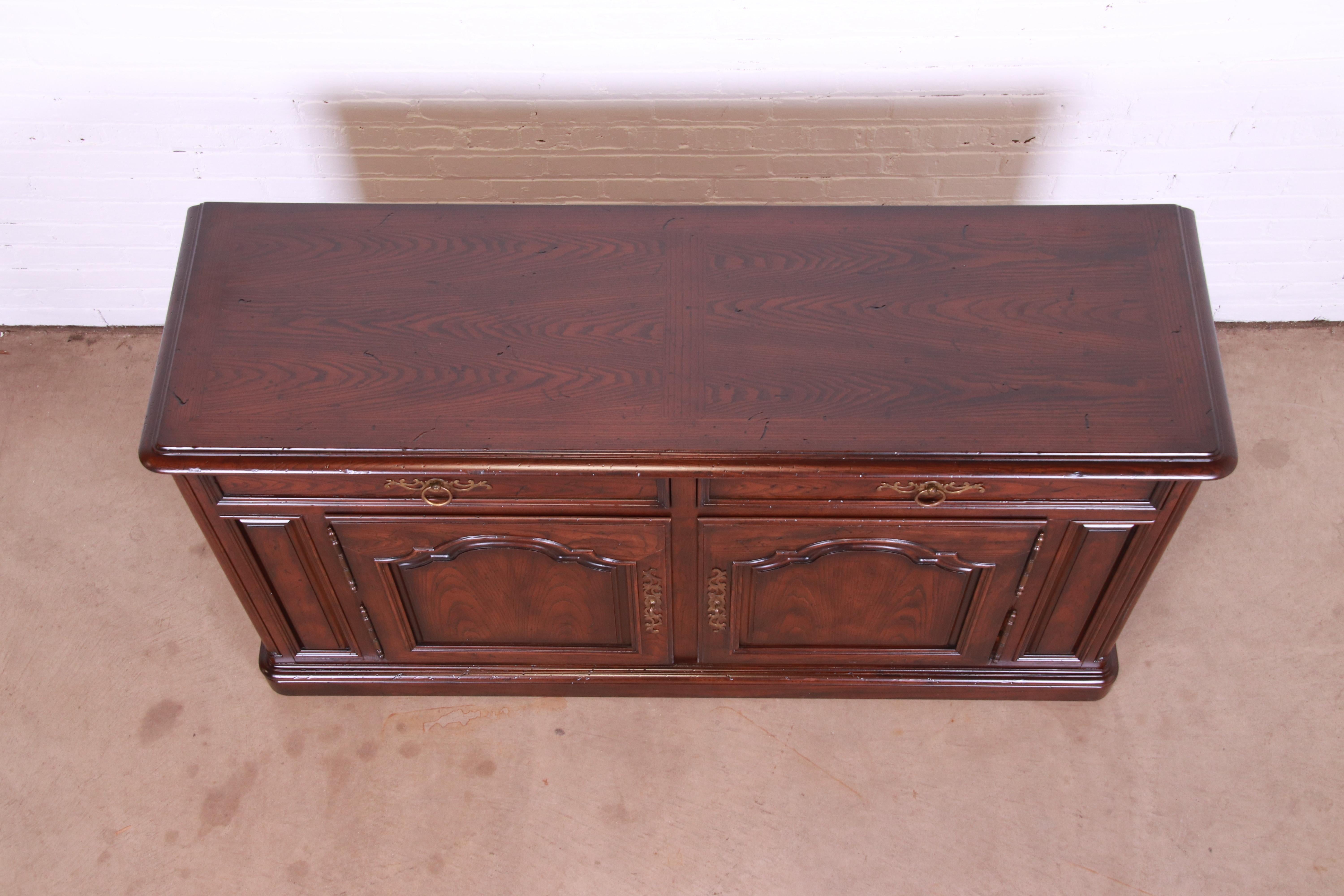 Henredon French Provincial Carved Oak Sideboard or Bar Cabinet, Circa 1970s For Sale 6