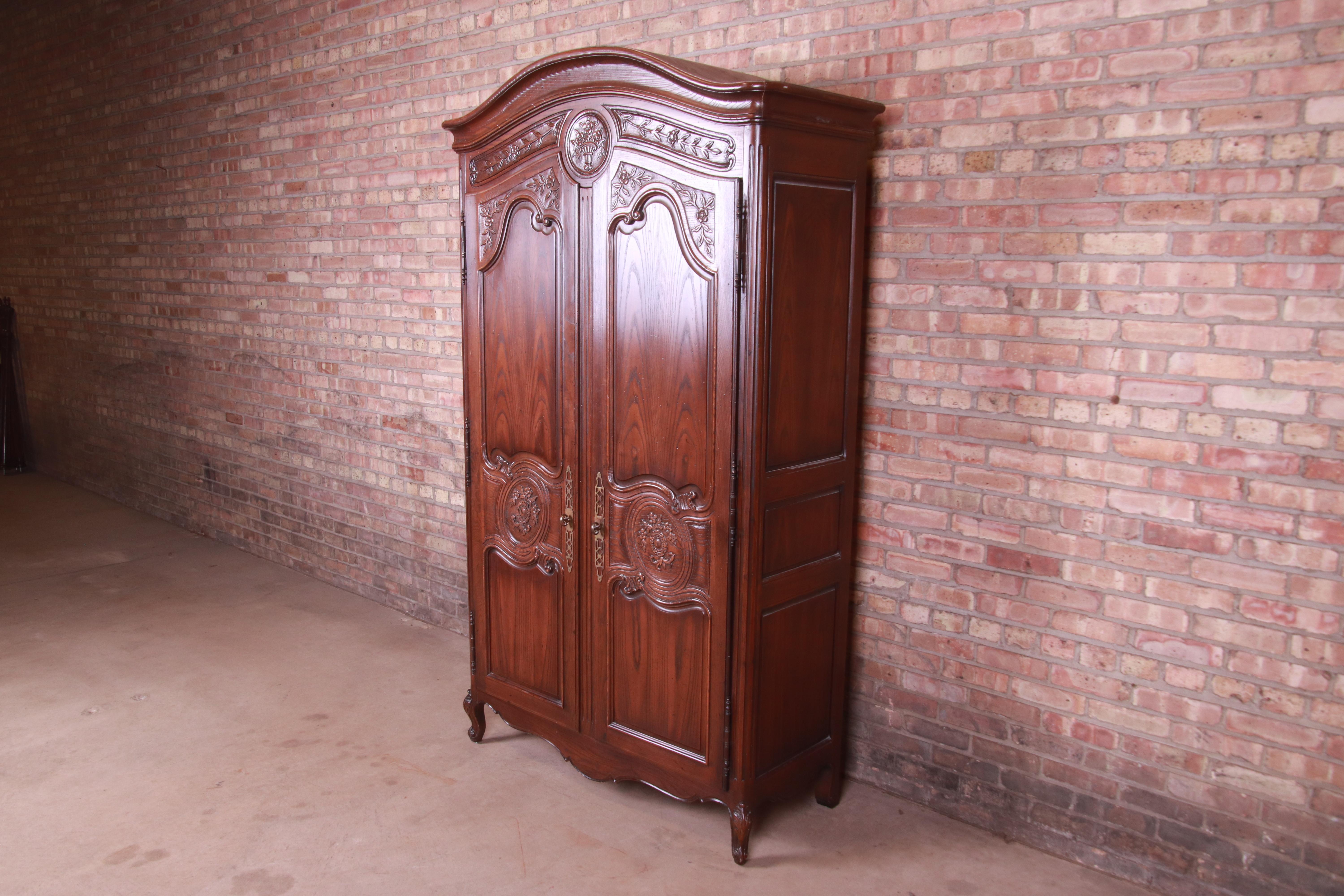 American Henredon French Provincial Louis XV Carved Oak Armoire Dresser