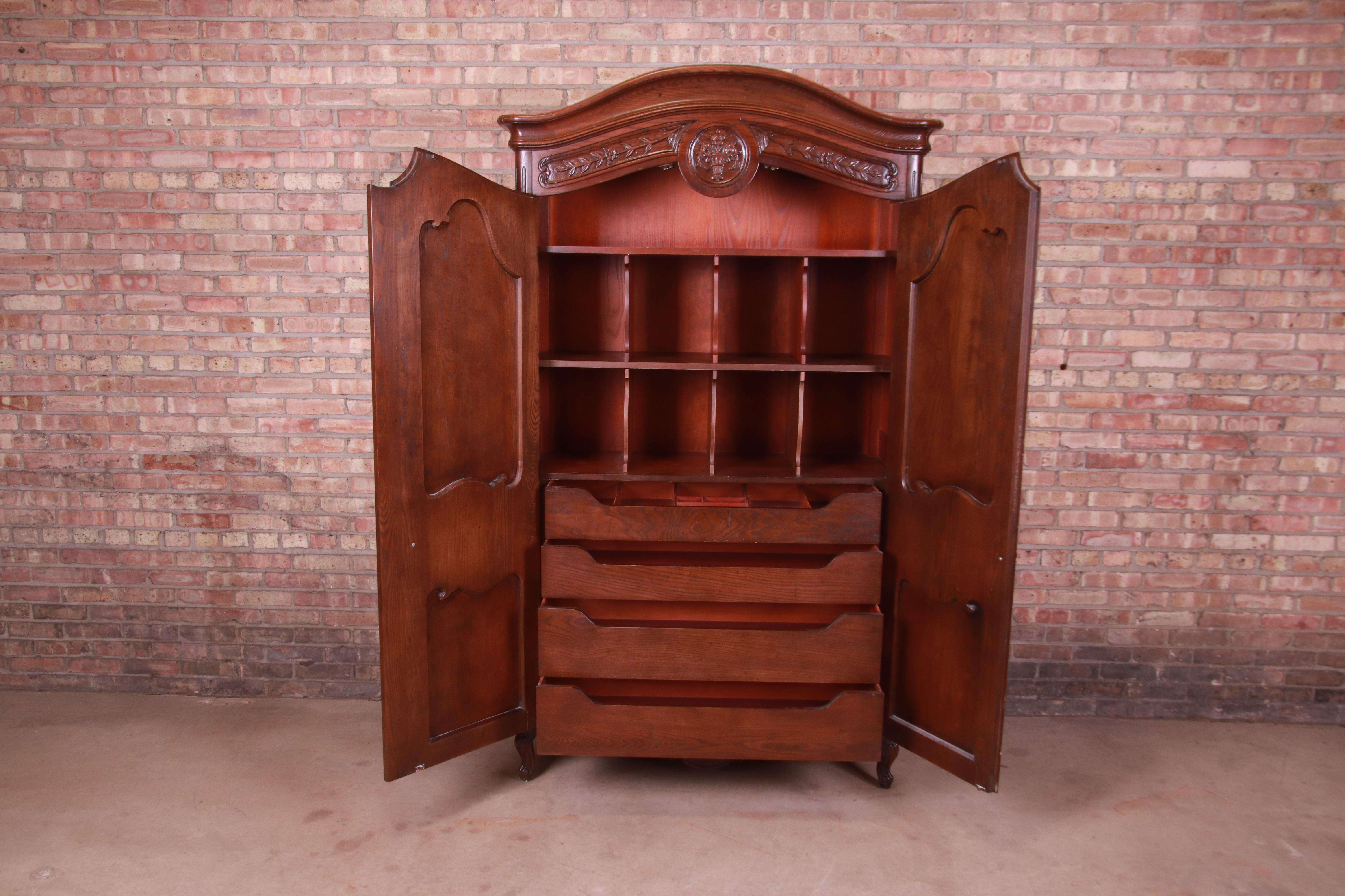 Henredon French Provincial Louis XV Carved Oak Armoire Dresser 3