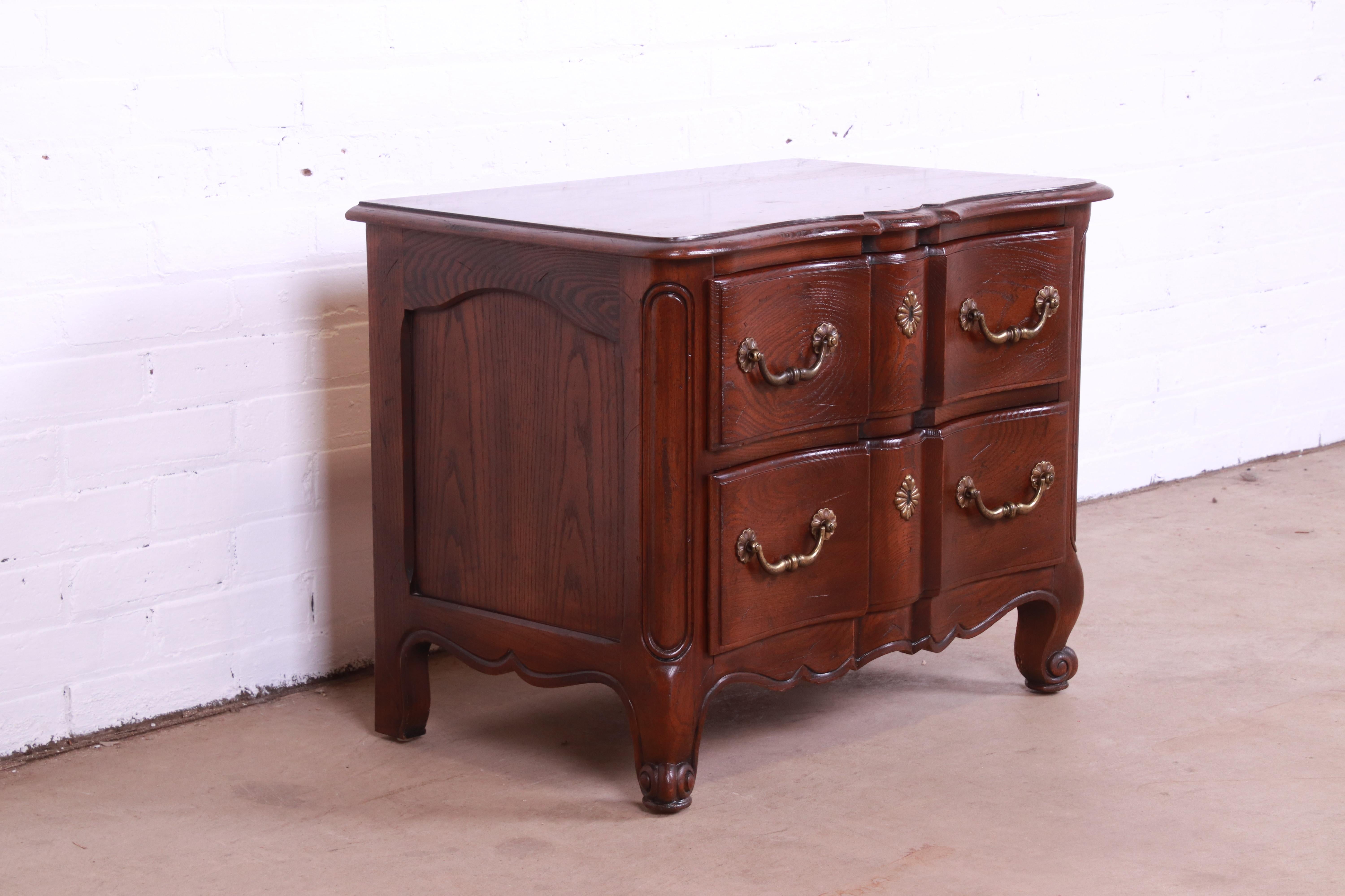 Brass Henredon French Provincial Louis XV Carved Oak Bedside Chest For Sale