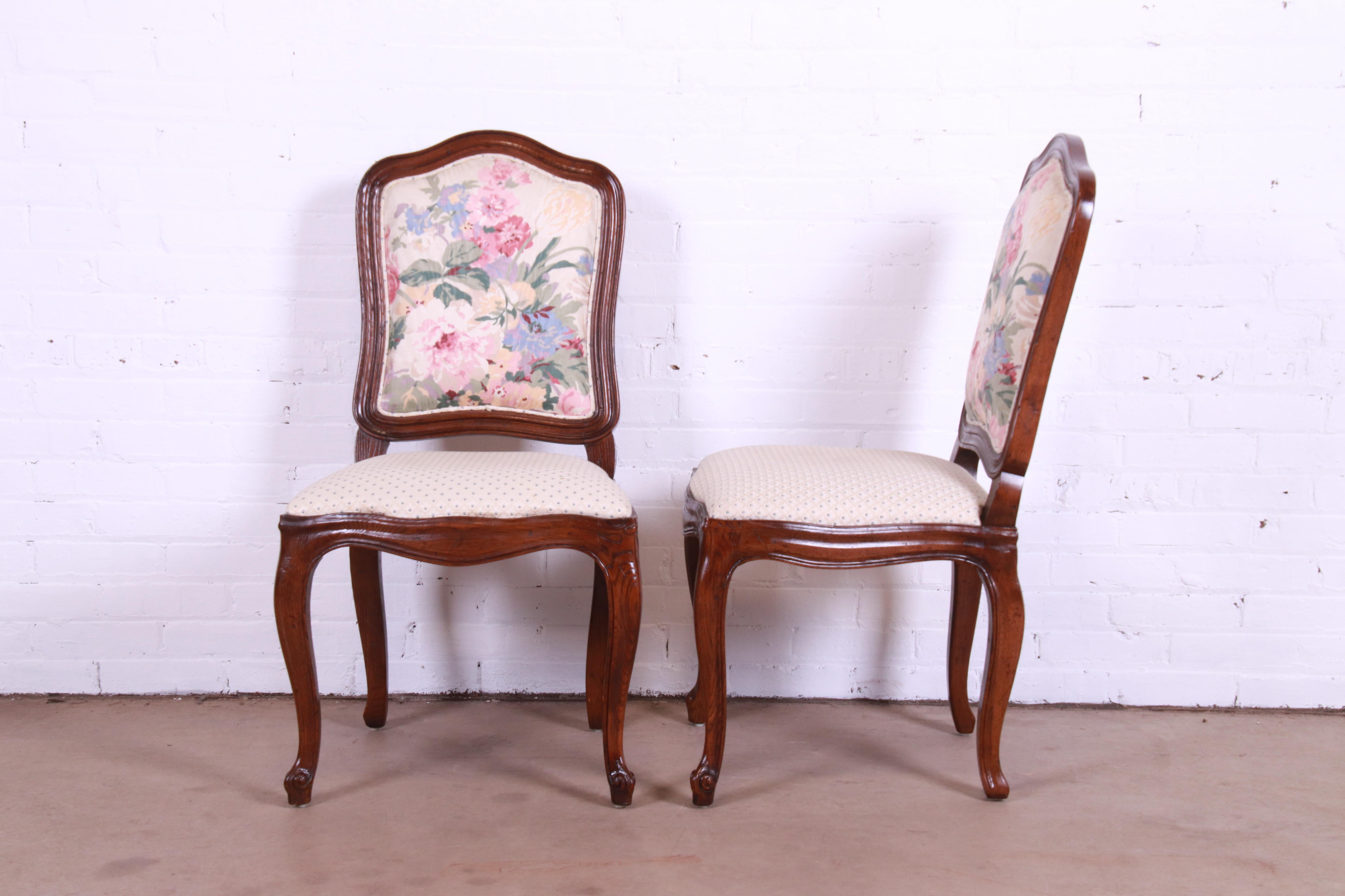 Henredon French Provincial Louis XV Carved Oak Floral Upholstered Dining Chairs For Sale 2