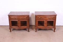 Henredon French Provincial Louis XV Carved Oak Nightstands, Pair