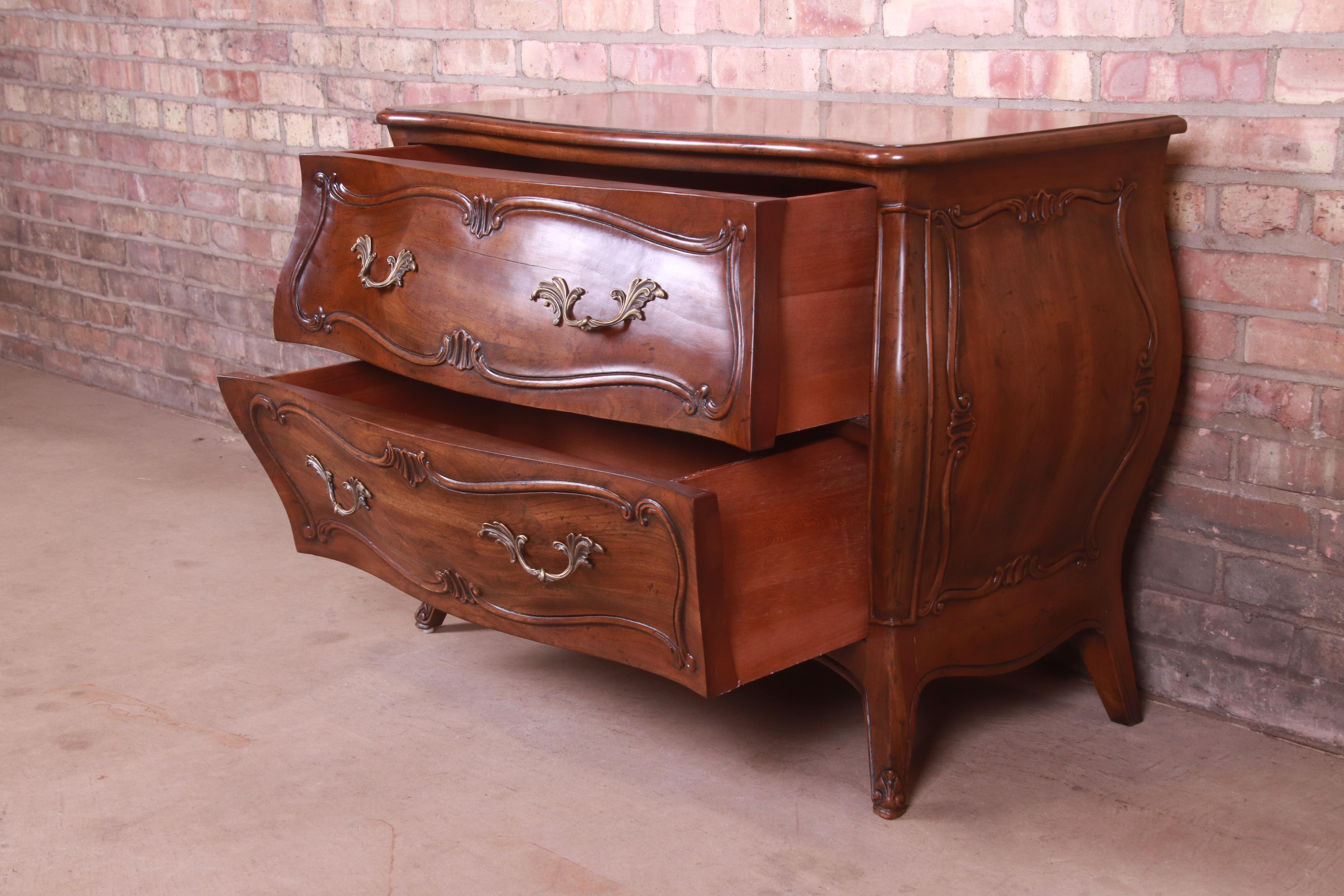 Henredon French Provincial Louis XV Carved Walnut Bombay Chest For Sale 4