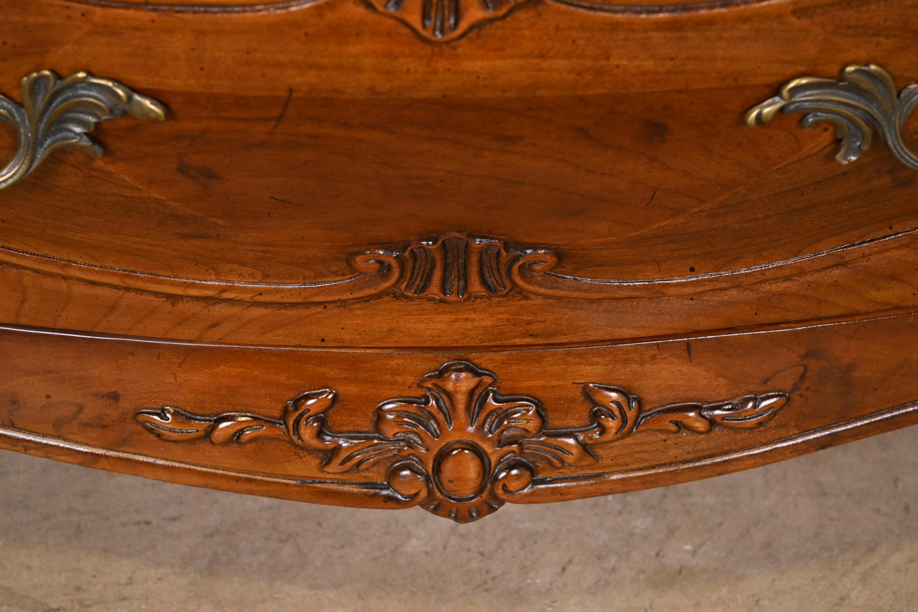 Henredon French Provincial Louis XV Carved Walnut Bombay Chest 5