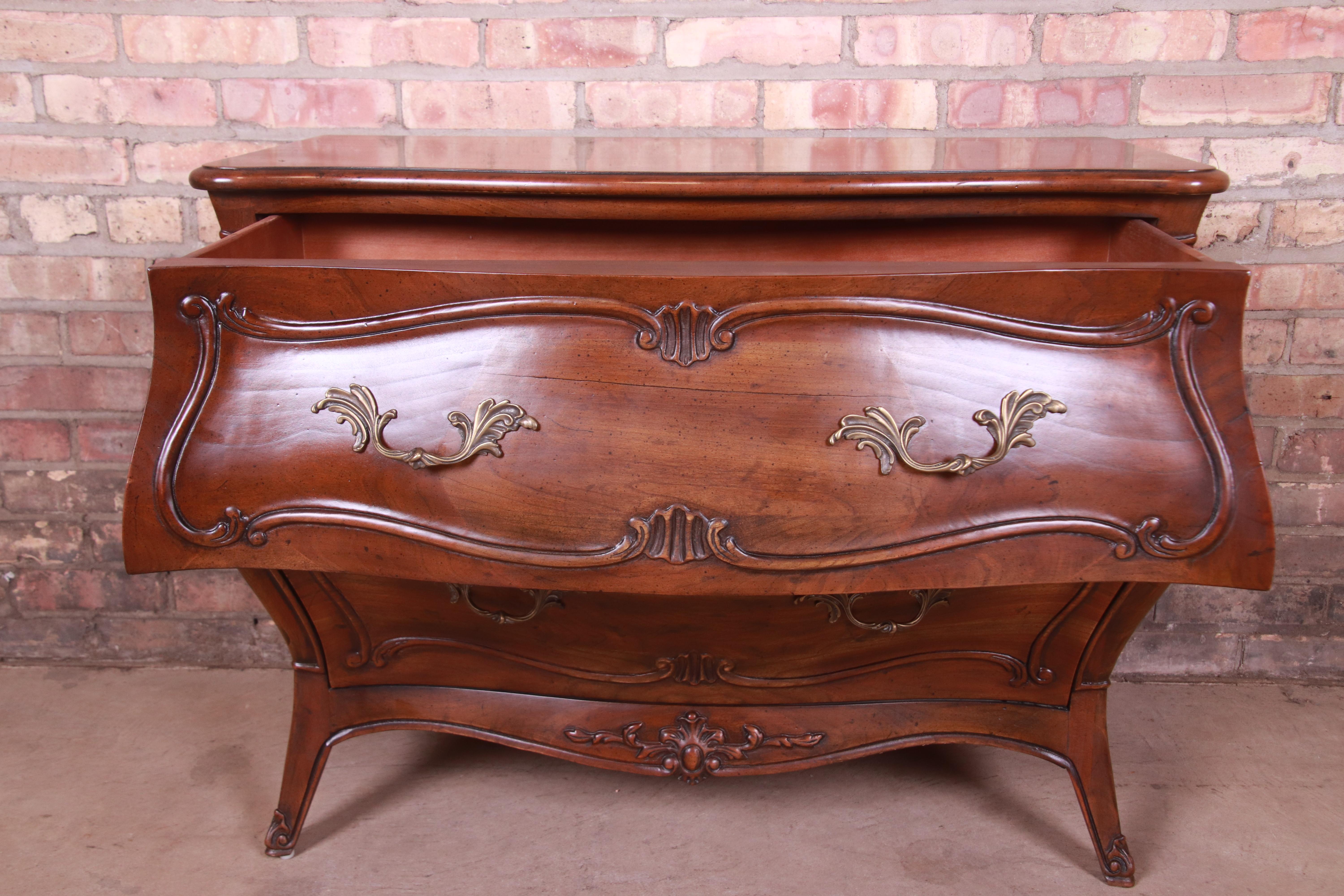 Henredon French Provincial Louis XV Carved Walnut Bombay Chest For Sale 5