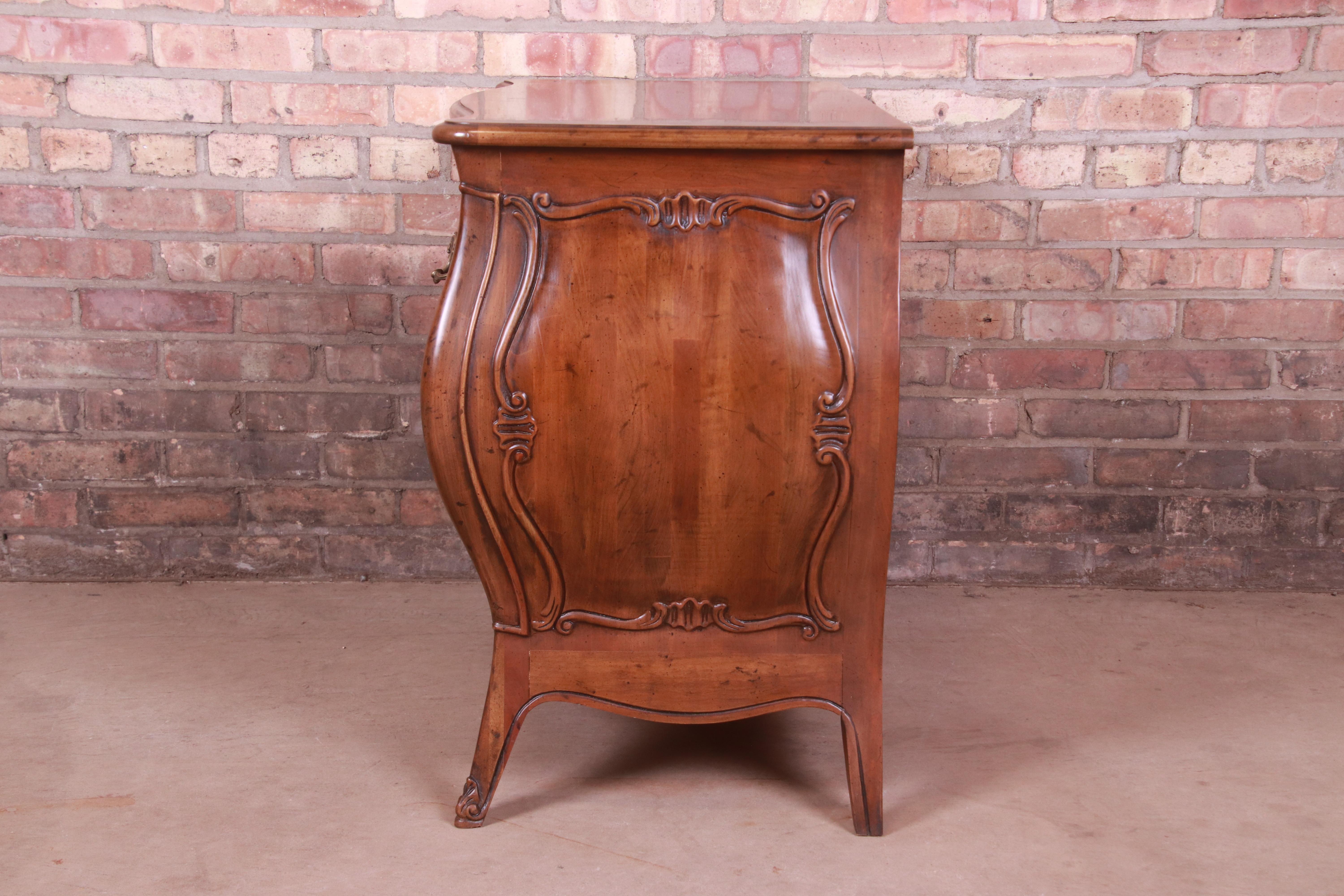 Henredon French Provincial Louis XV Carved Walnut Bombay Chest 11