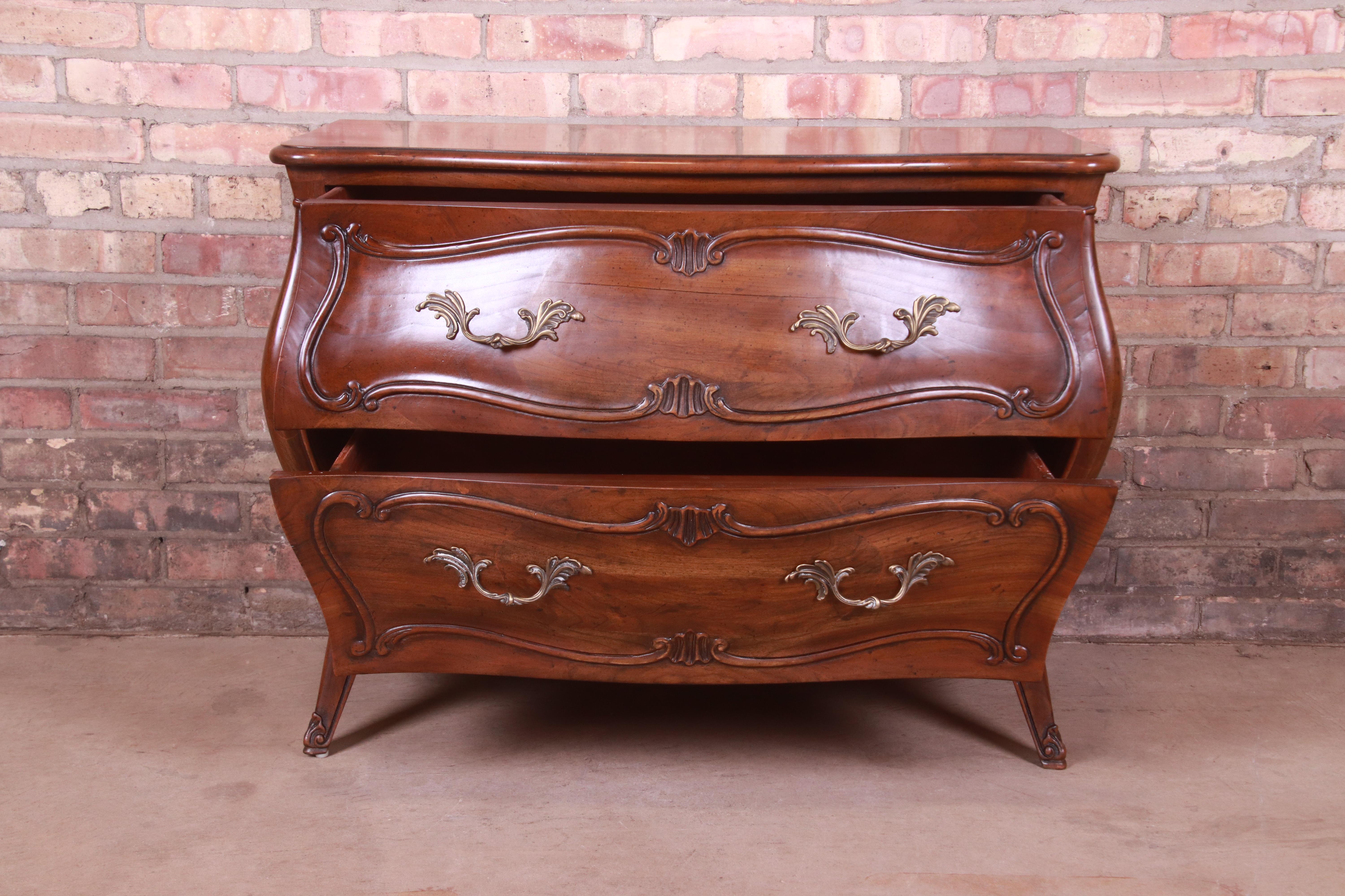 Henredon French Provincial Louis XV Carved Walnut Bombay Chest For Sale 2