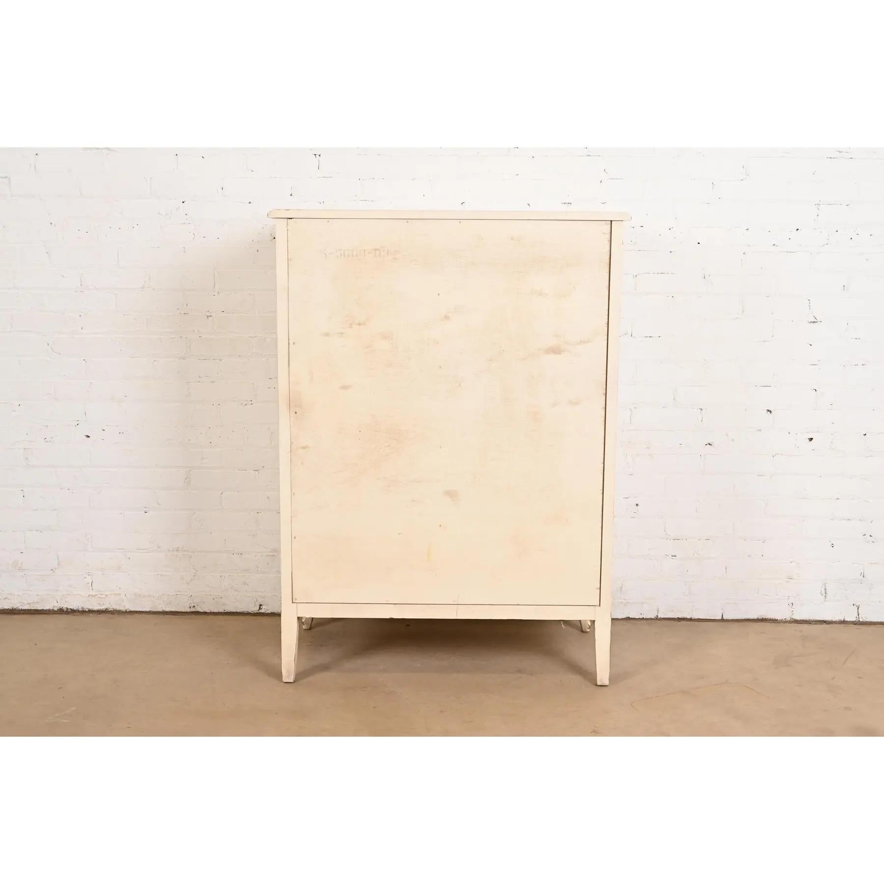 Henredon French Provincial Louis XV Cream Lacquered Parcel Gilt Highboy Dresser en vente 7