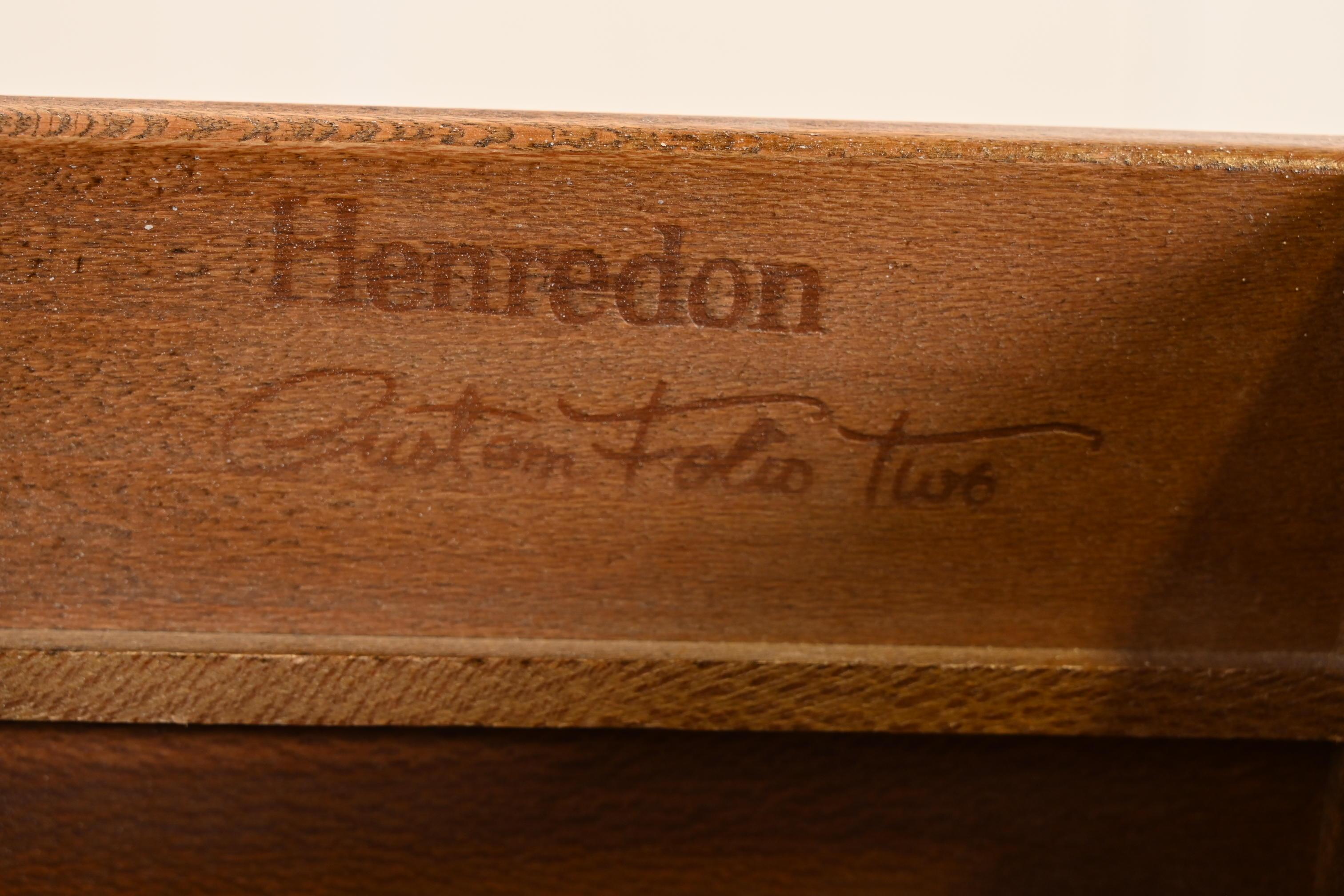 Henredon Französische Provence Louis XV Creme lackierte dreifache Kommode, ca. 1960er Jahre im Angebot 2
