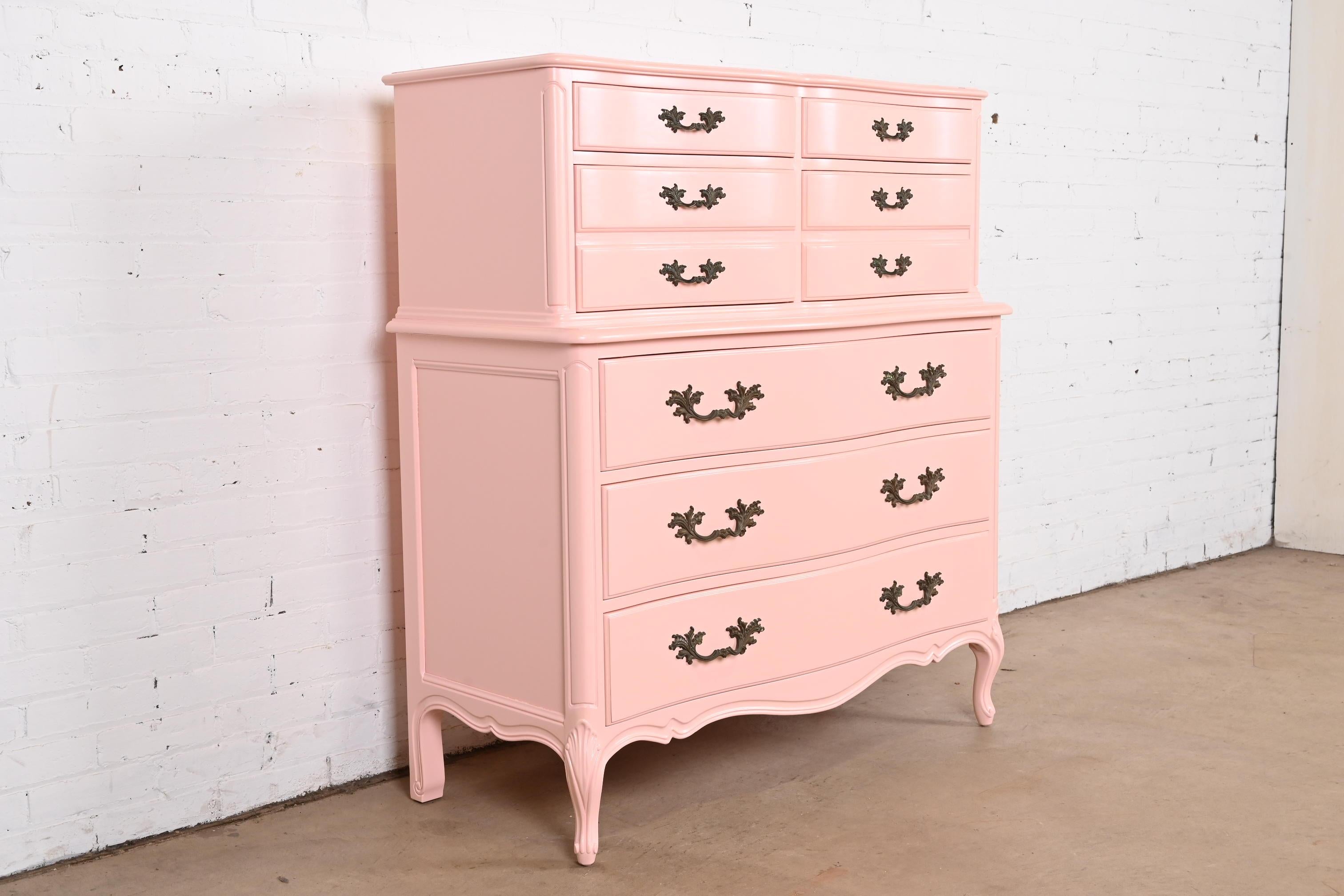 Henredon French Provincial Louis XV Pink Lacquered Highboy Dresser, Refinished In Good Condition For Sale In South Bend, IN