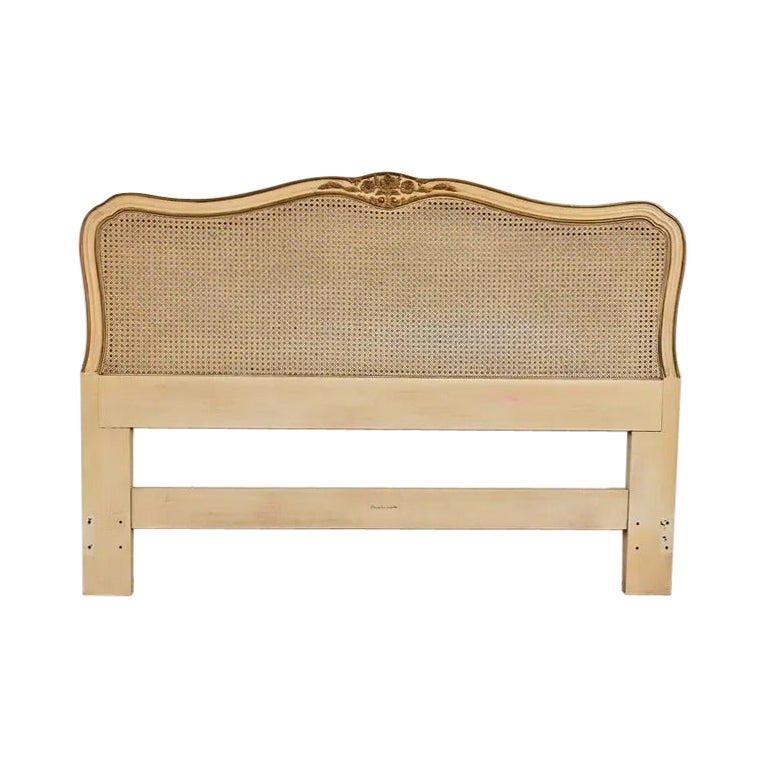 Tête de lit Queen Size de style provincial français Louis XV de Henredon, Circa 1960s