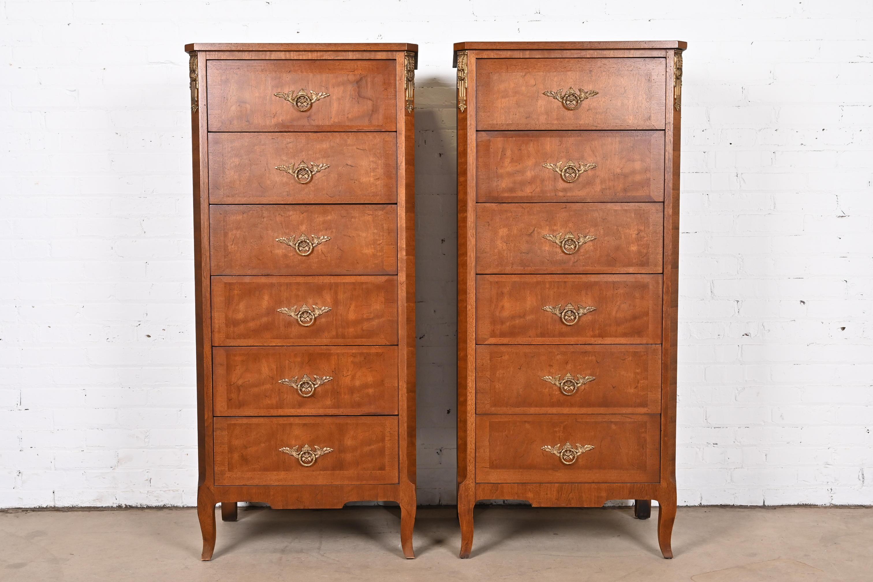 Henredon French Provincial Louis XV Walnut Lingerie Chests with Mounted Ormolu In Good Condition In South Bend, IN