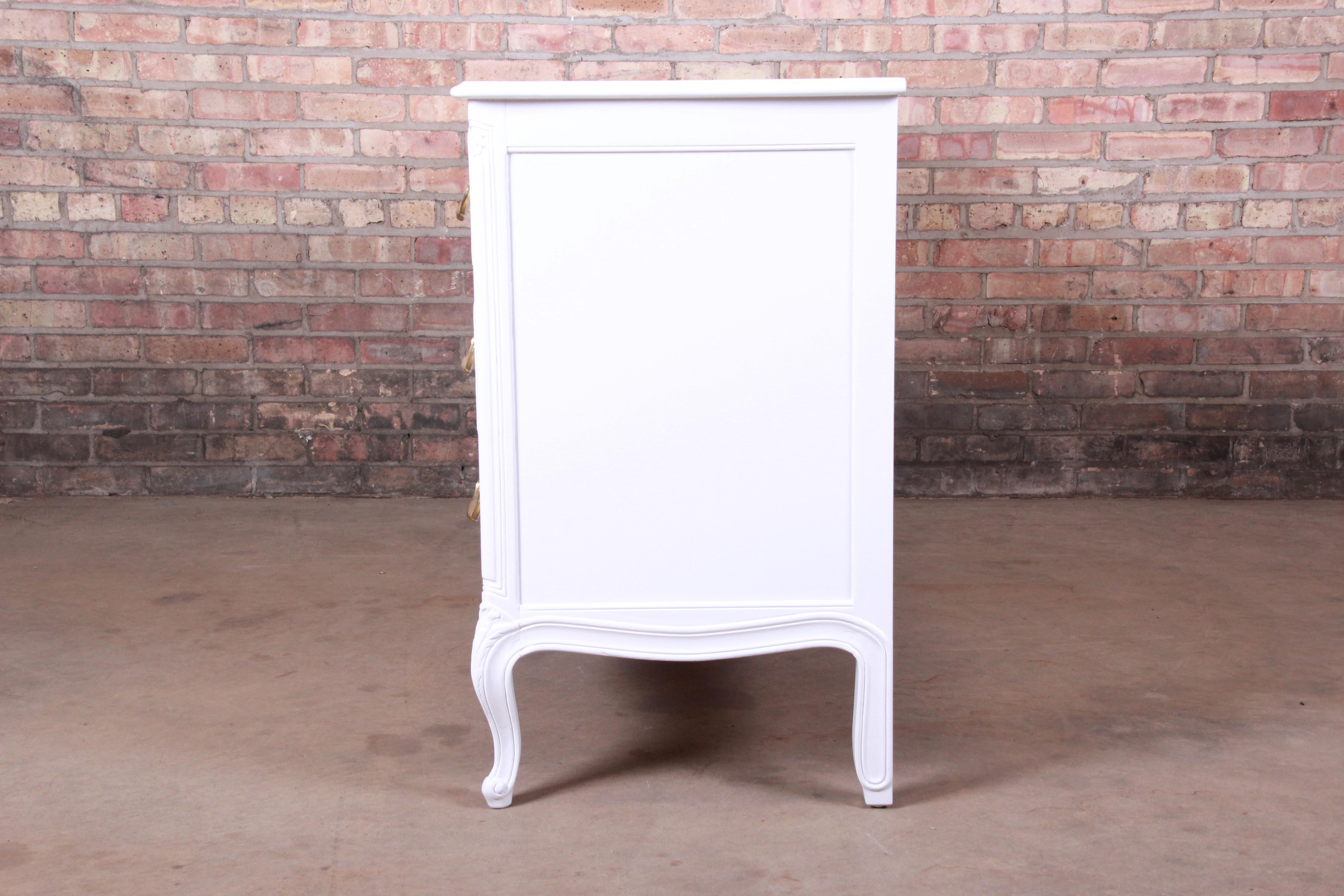 Henredon French Provincial Louis XV White Lacquered Dresser, Newly Refinished 8