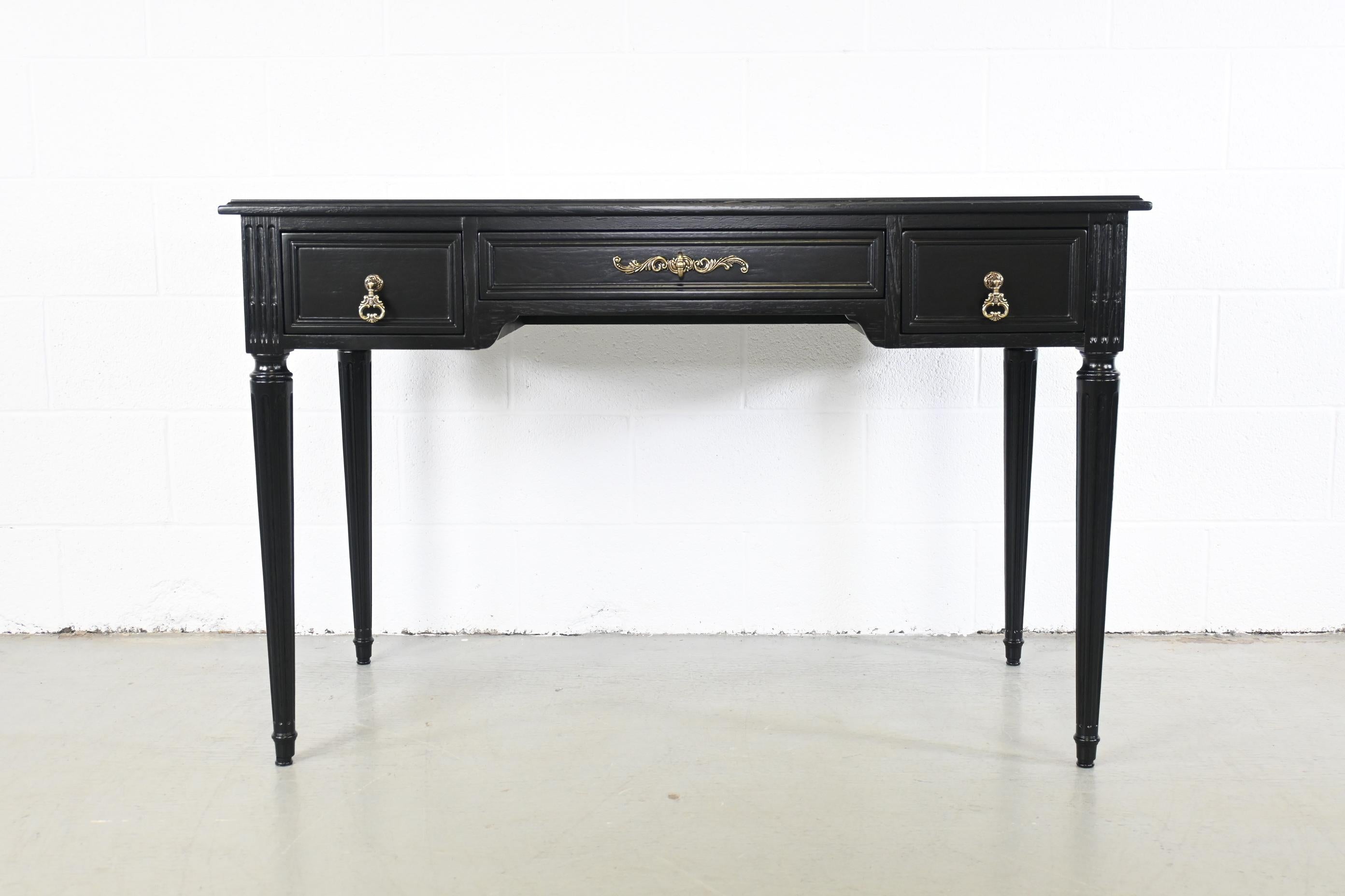 Henredon French Regency Black Lacquered Writing Desk In Excellent Condition In Morgan, UT