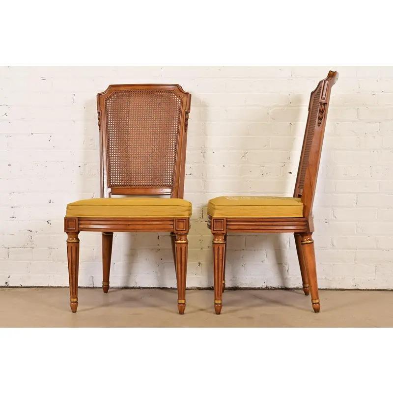 Henredon - Sedie da pranzo in noce intagliate in stile Reggenza francese Luigi XVI, set di quattro persone 5