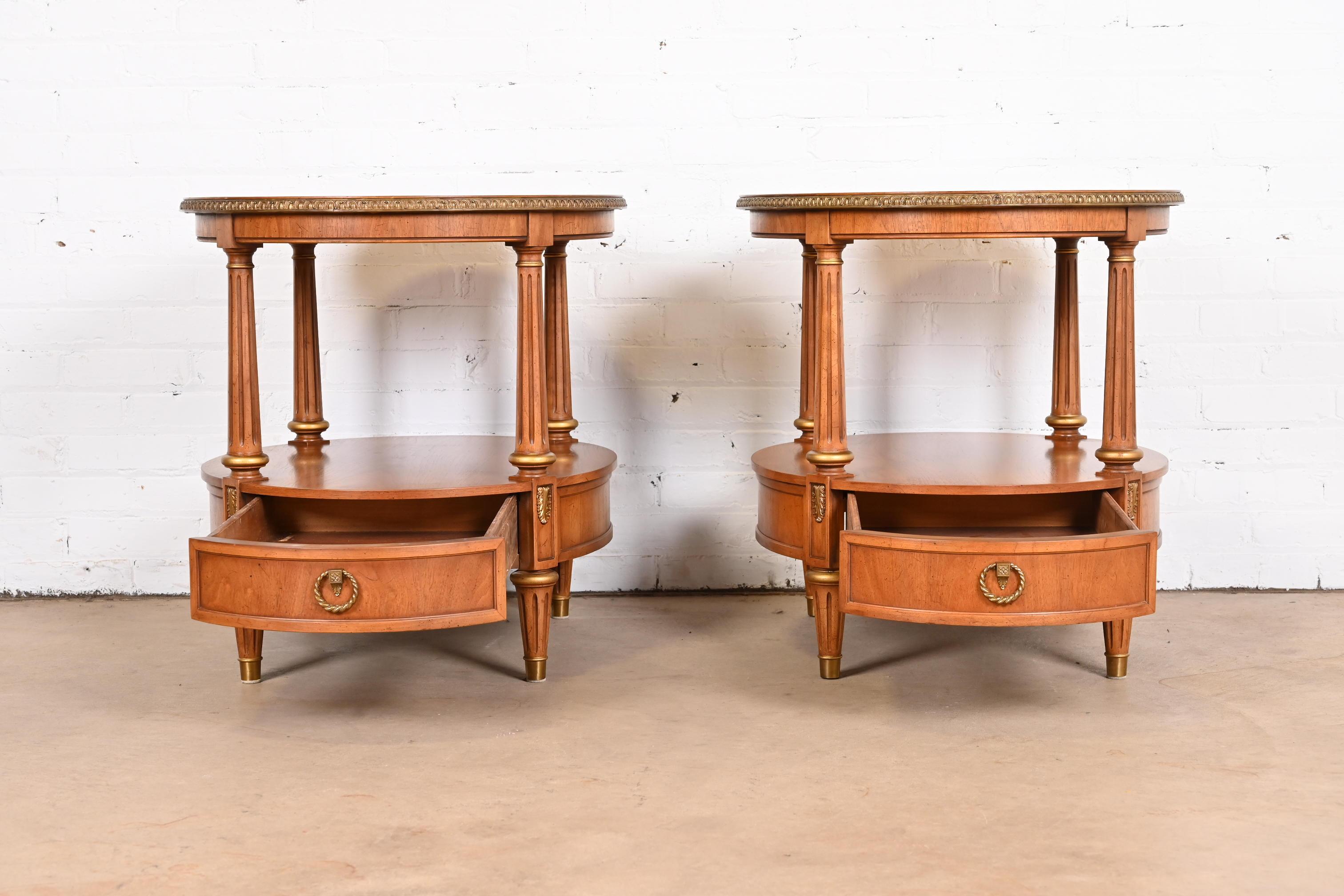 Henredon French Regency Louis XVI Fruitwood and Gold Gilt Nightstands, Pair For Sale 2