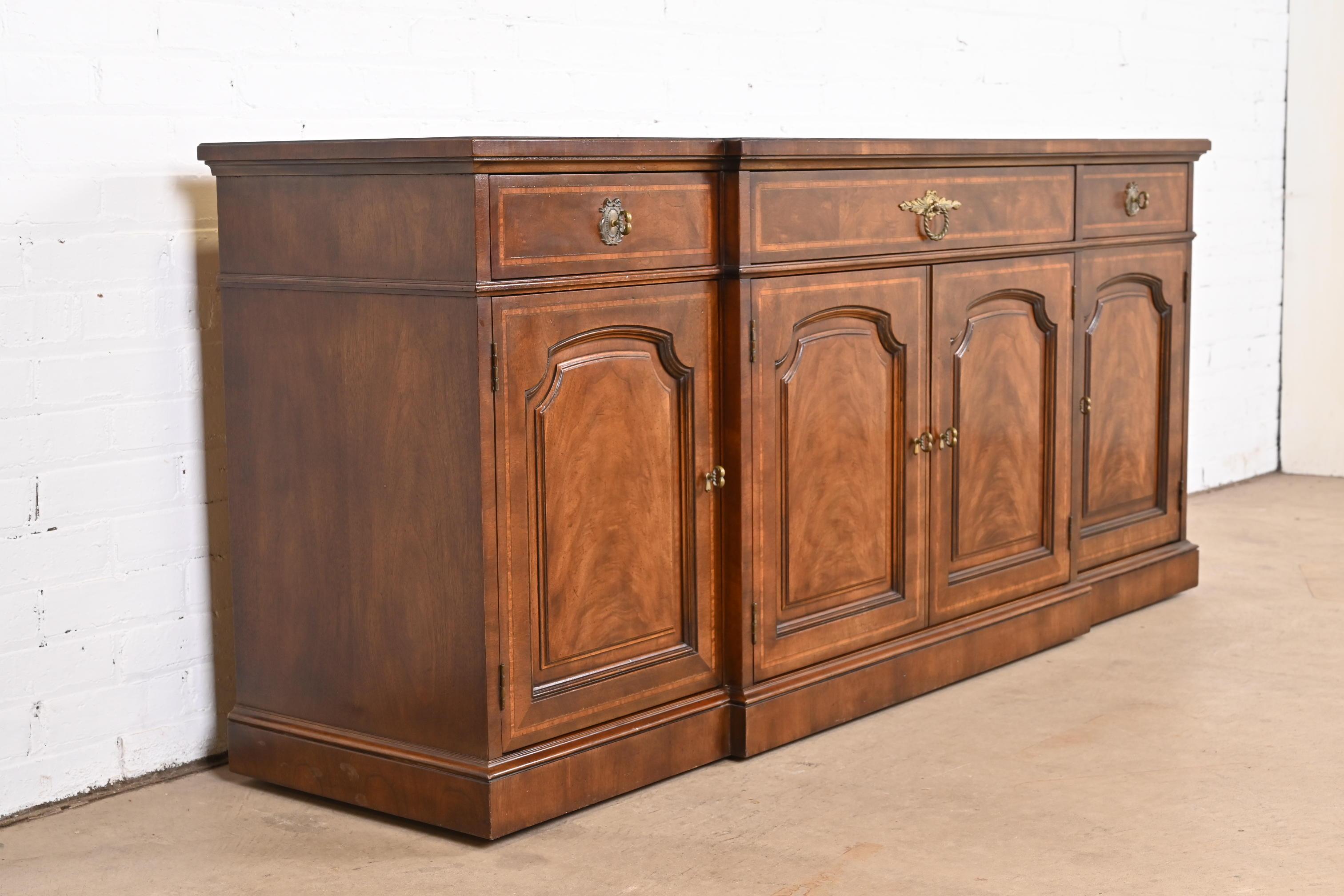 Henredon French Regency Louis XVI Inlaid Mahogany Sideboard or Bar Cabinet 1