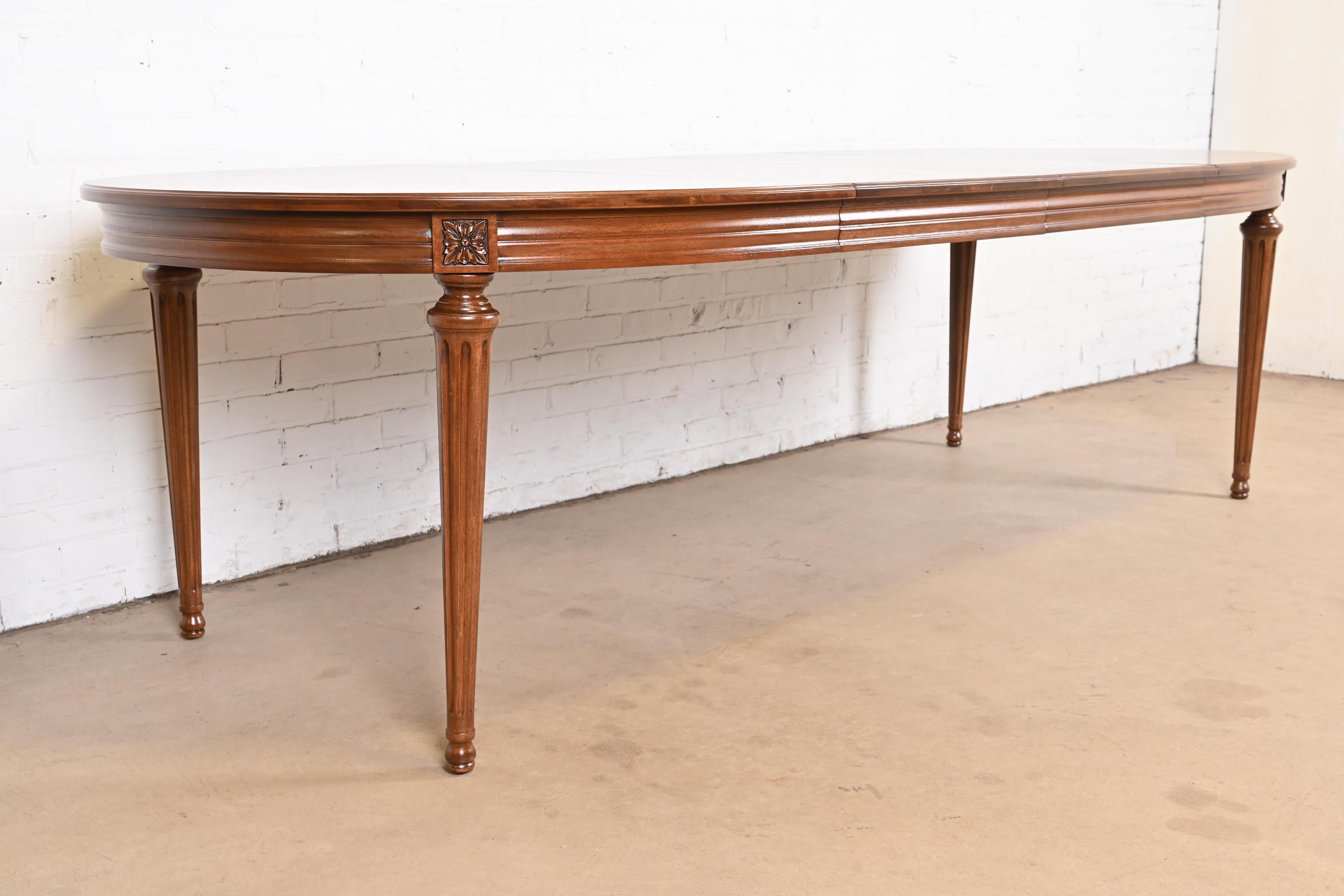 Henredon French Regency Louis XVI Walnut Dining Table, Newly Refinished For Sale 1