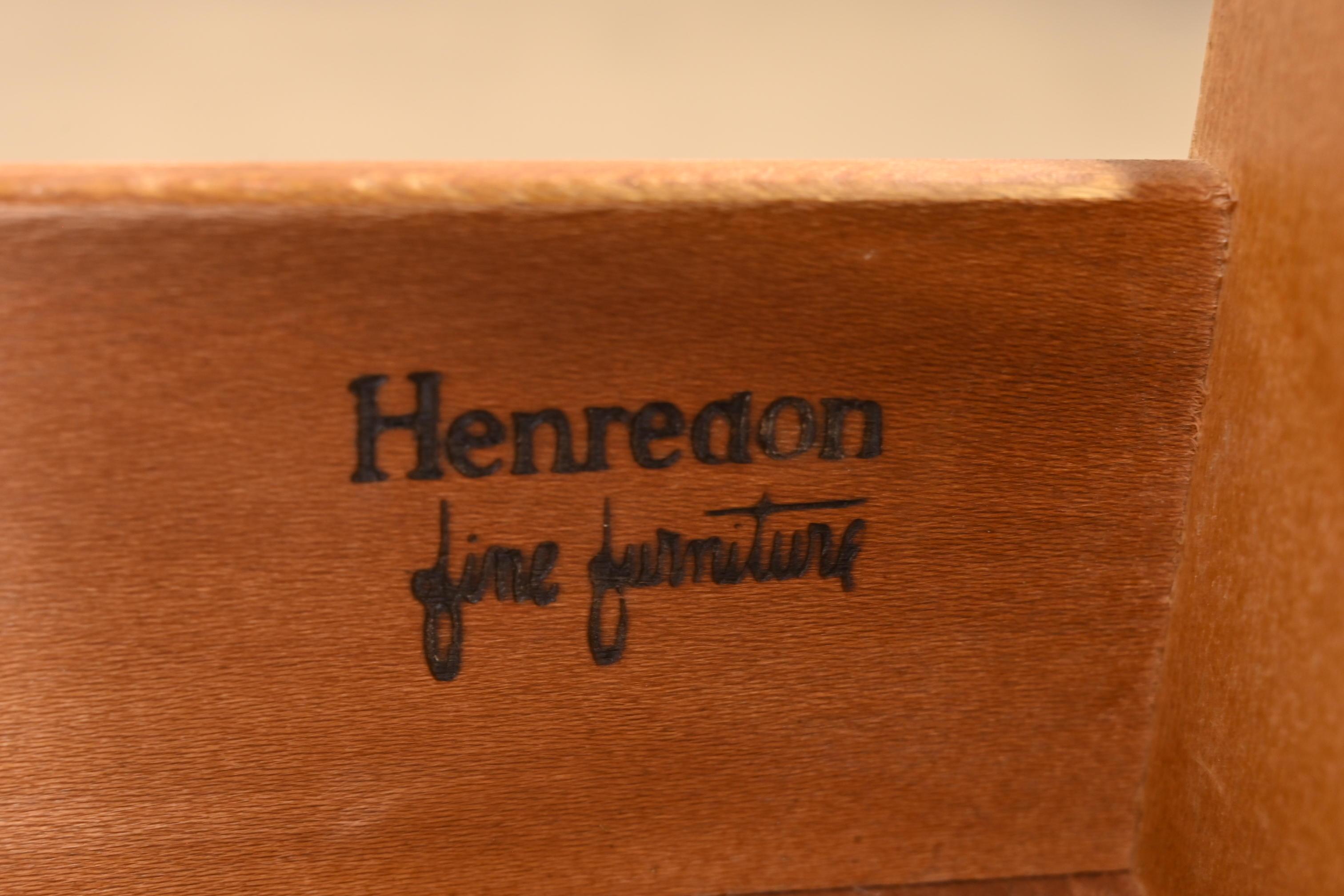 Henredon French Regency Louis XVI Walnut Sideboard Credenza or Bar Cabinet For Sale 10