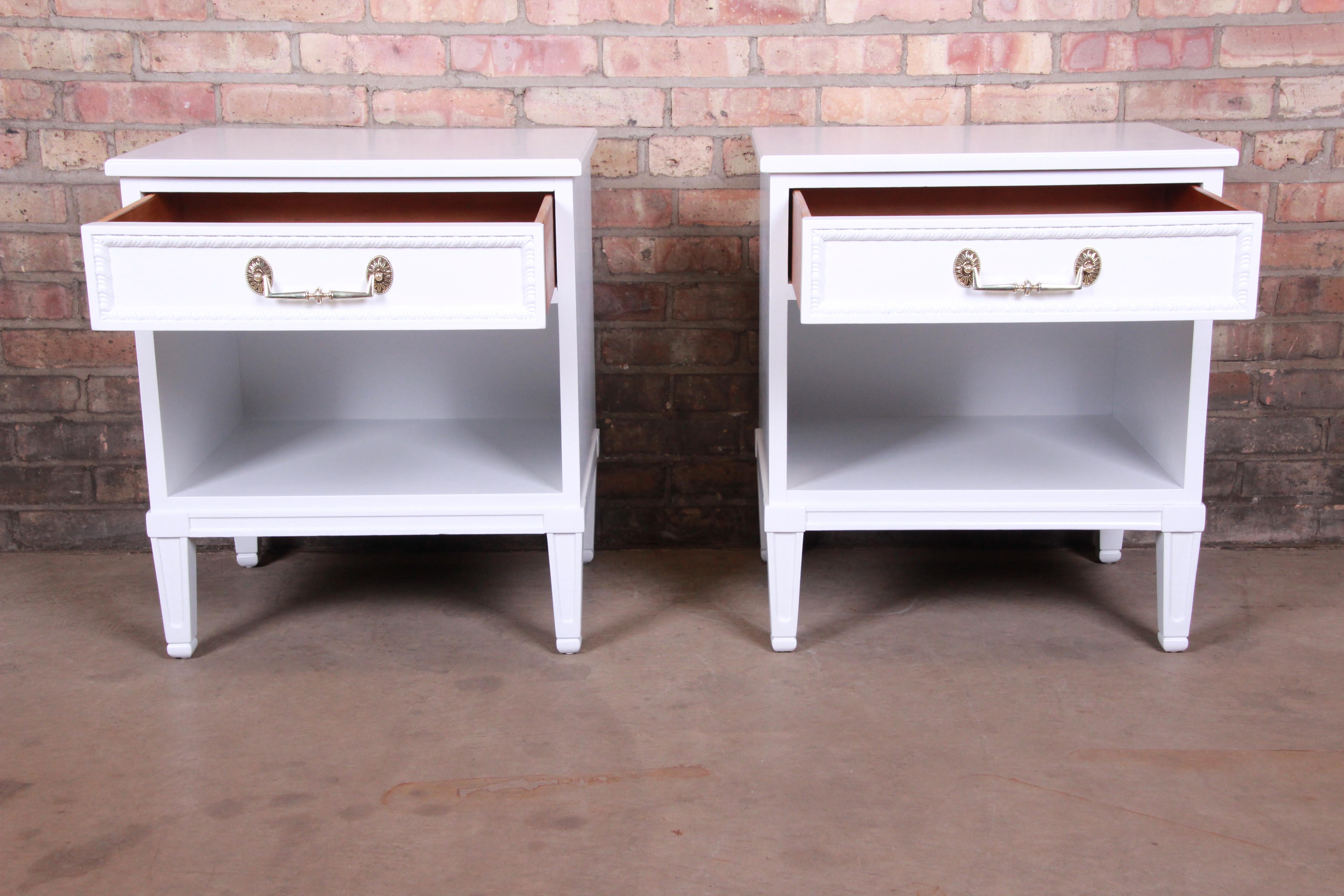 Henredon French Regency Louis XVI White Lacquered Nightstands, Newly Refinished 1