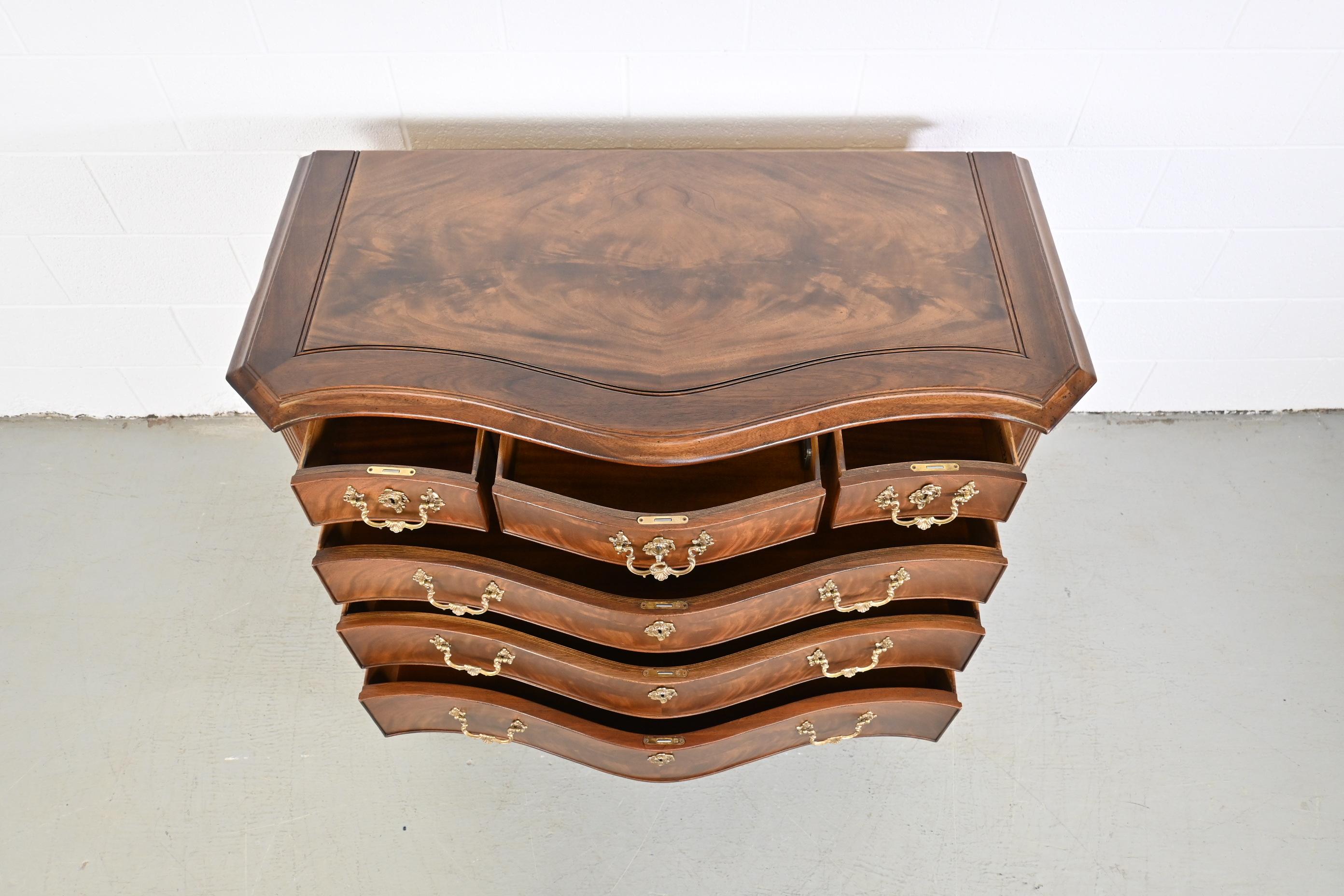 Henredon French Style Chest of Drawers 3