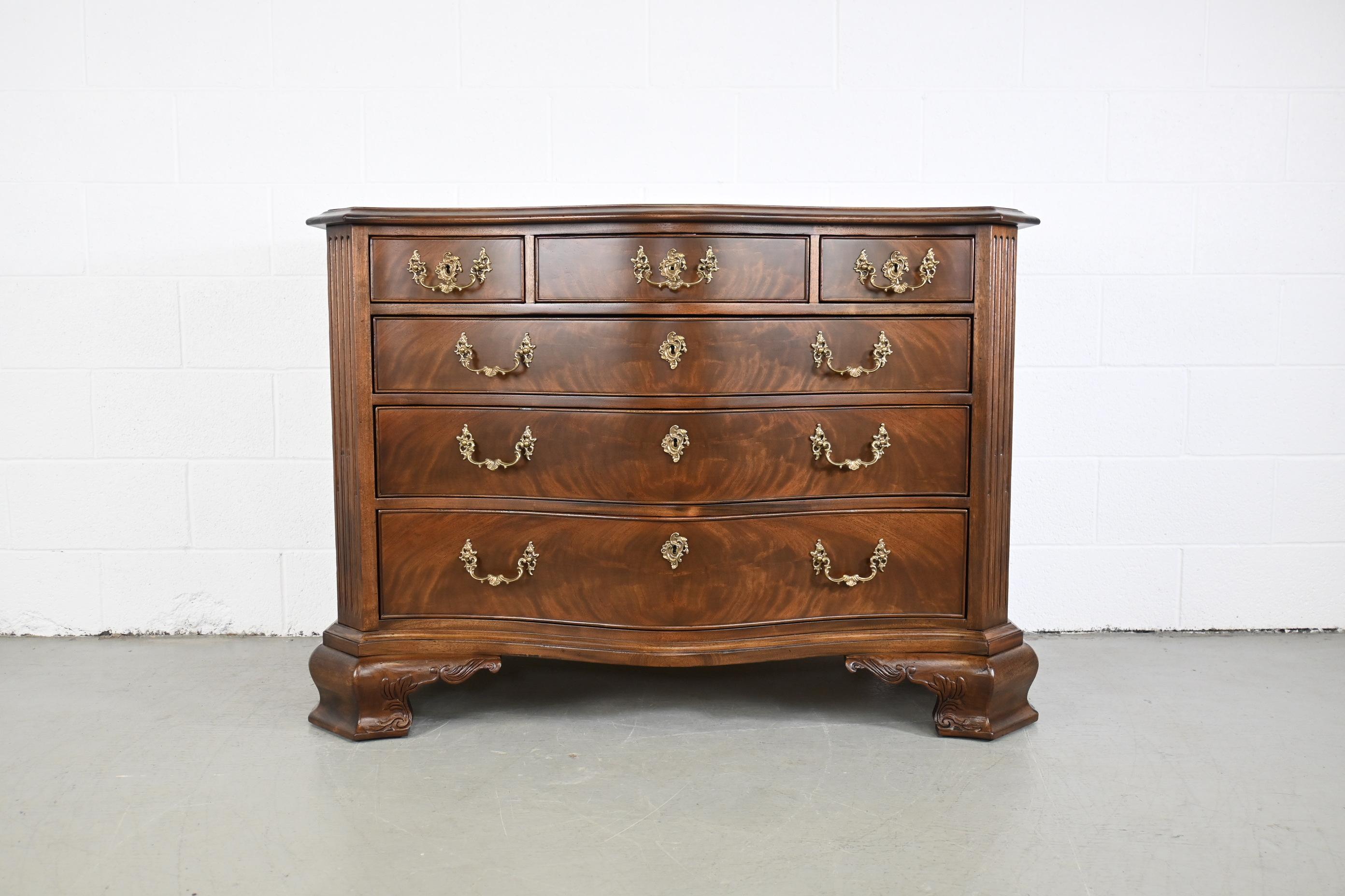 French Provincial Henredon French Style Chest of Drawers