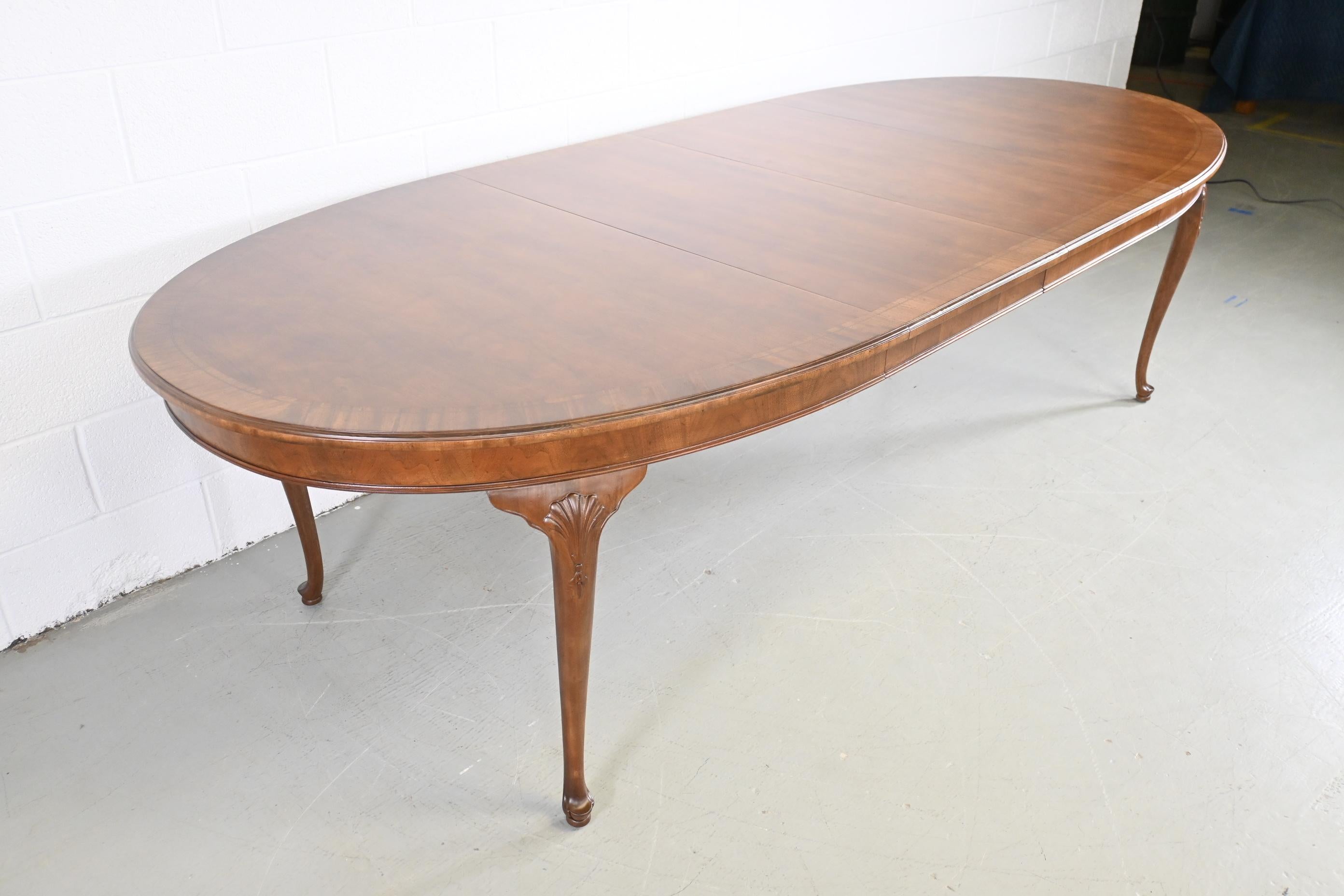 Henredon Furniture French Queen Anne Style Extension Dining Table

Henredon Furniture, USA, 1980s

68 Wide x 45 Deep x 29.25 High. Table extends up to 108