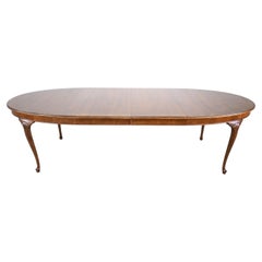 Henredon Furniture French Queen Anne Extension Dining Table
