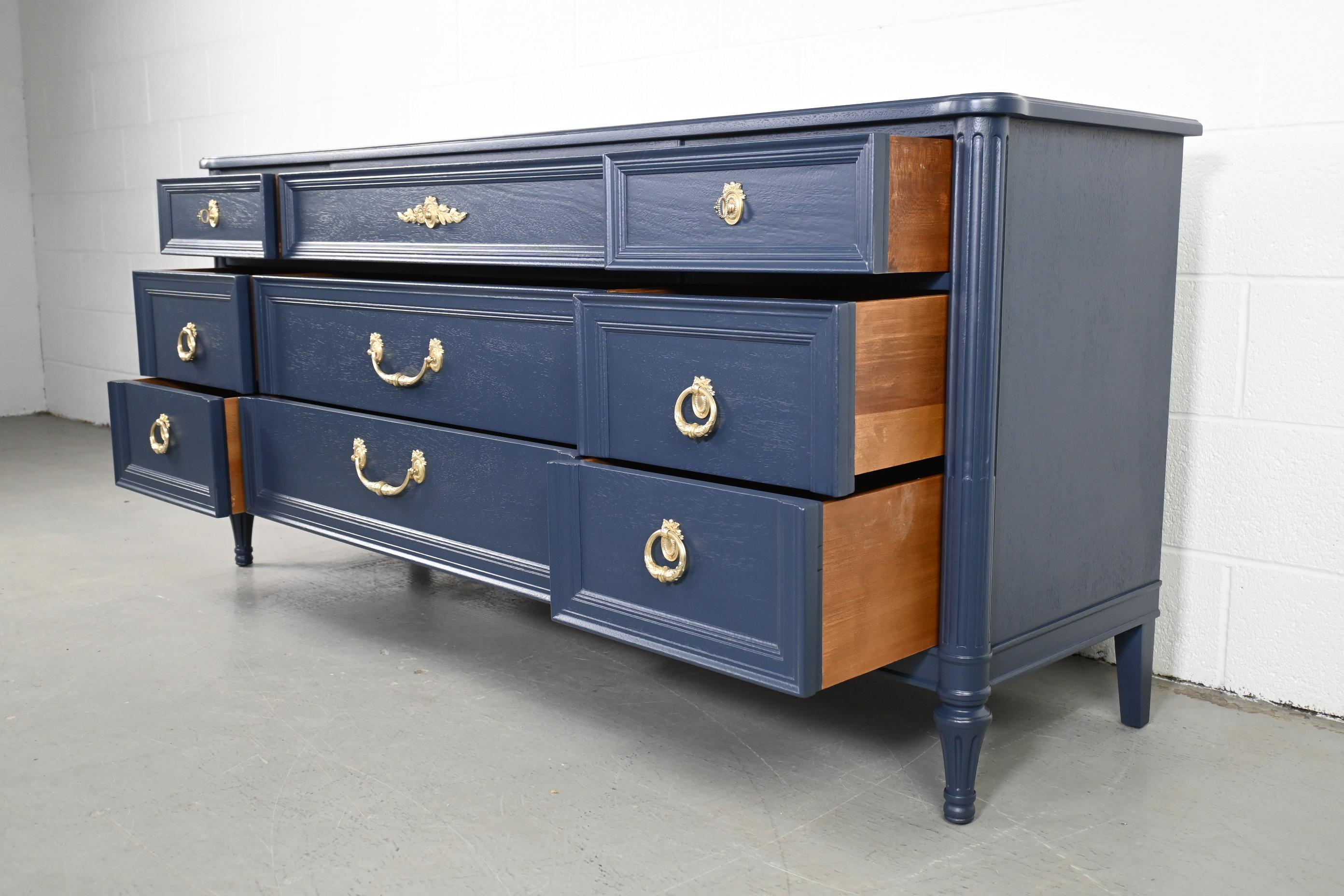 Henredon Furniture French Regency Navy Lacquered Dresser 3
