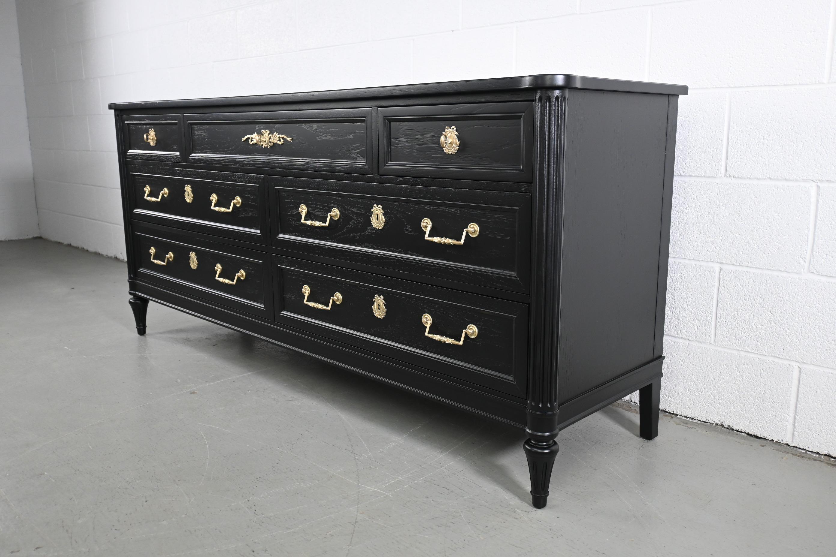 henredon dresser