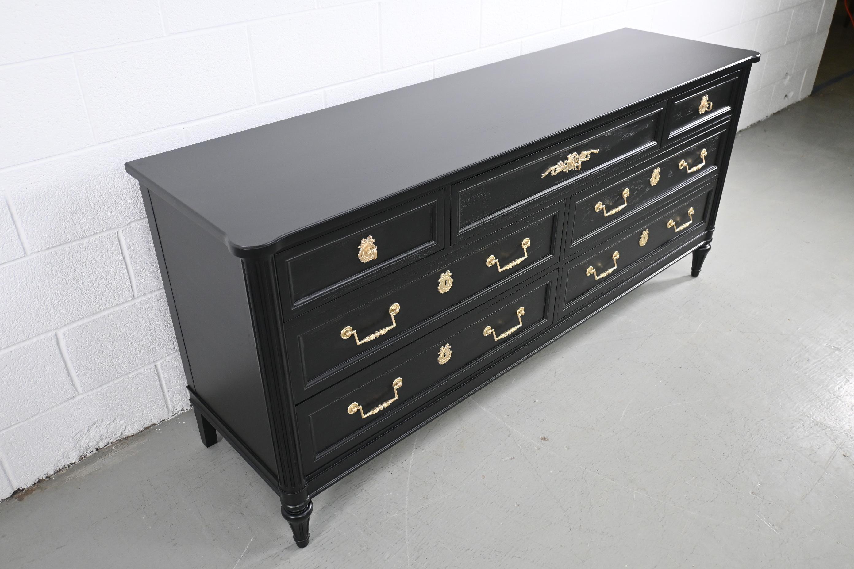 American Henredon Furniture French Regency Style Black Lacquered Dresser For Sale