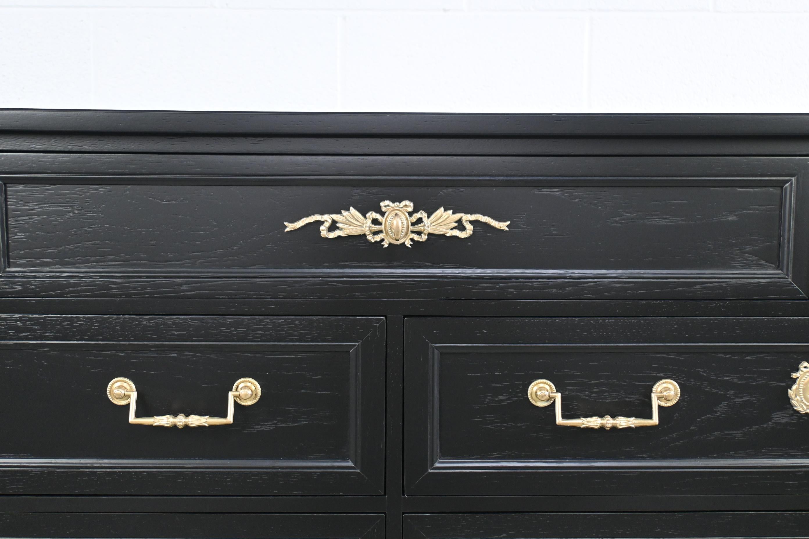 Henredon Furniture French Regency Style Black Lacquered Dresser For Sale 2