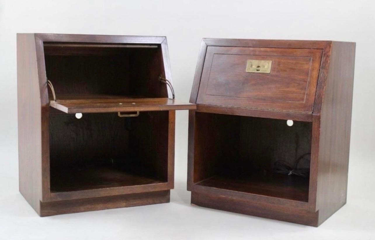 Mid-Century Modern Henredon Furniture Pair of Campaign Style Midcentury End Table or Nightstands