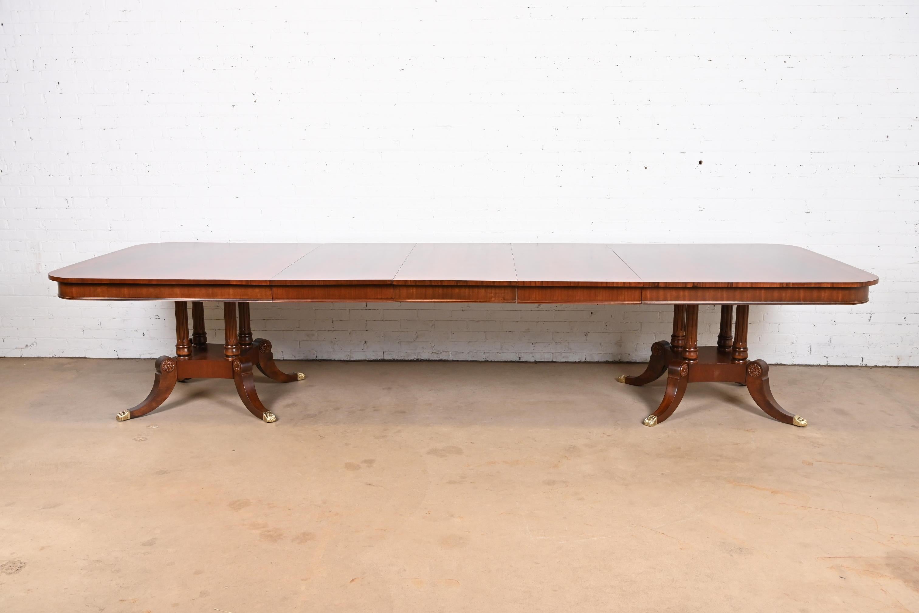 American Henredon Georgian Banded Flame Mahogany Double Pedestal Extension Dining Table
