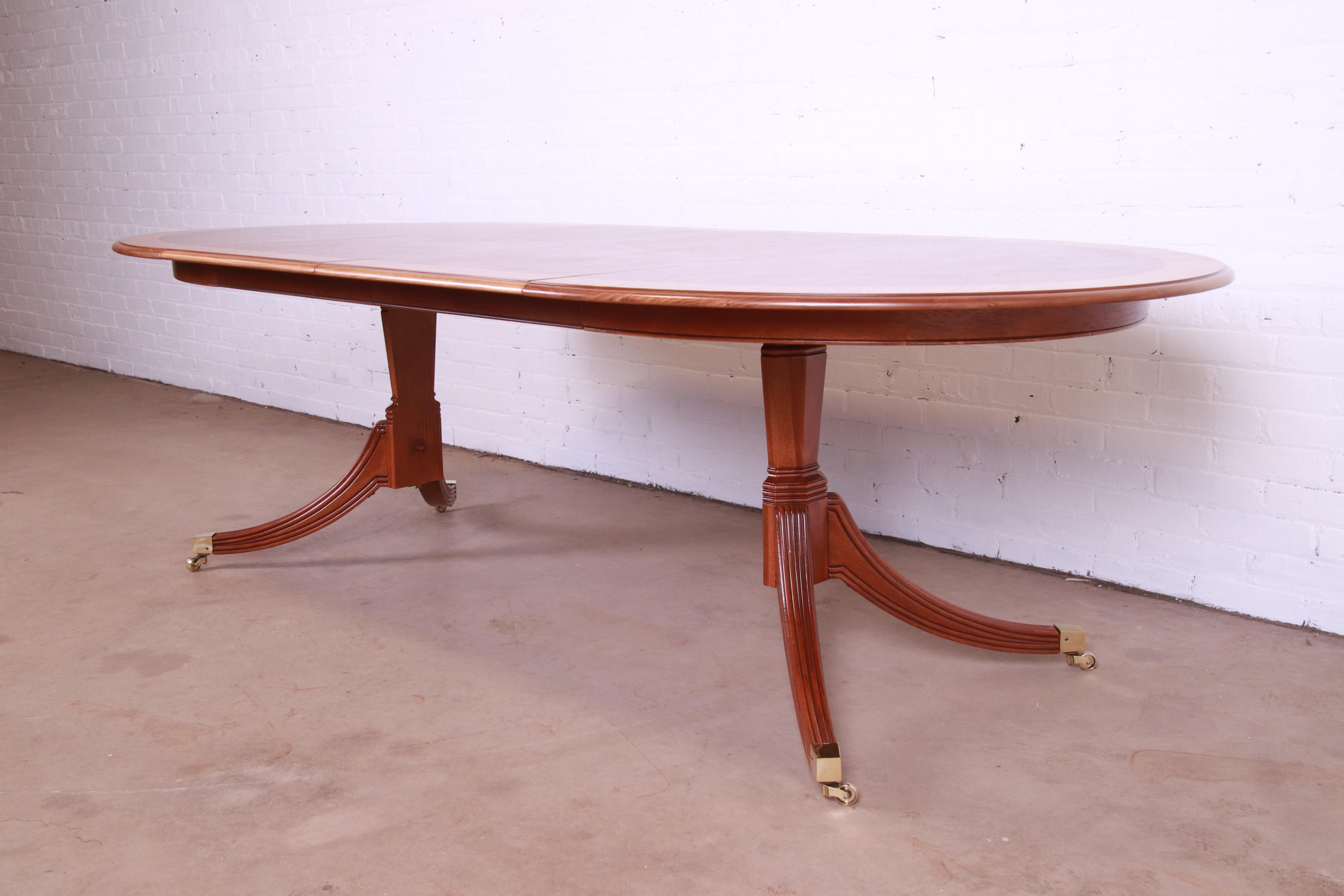 American Henredon Georgian Banded Mahogany Double Pedestal Dining Table, Newly Refinished