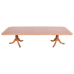 Mesa de Comedor de Caoba Georgiana Henredon con Doble Pedestal, Recién Acabada