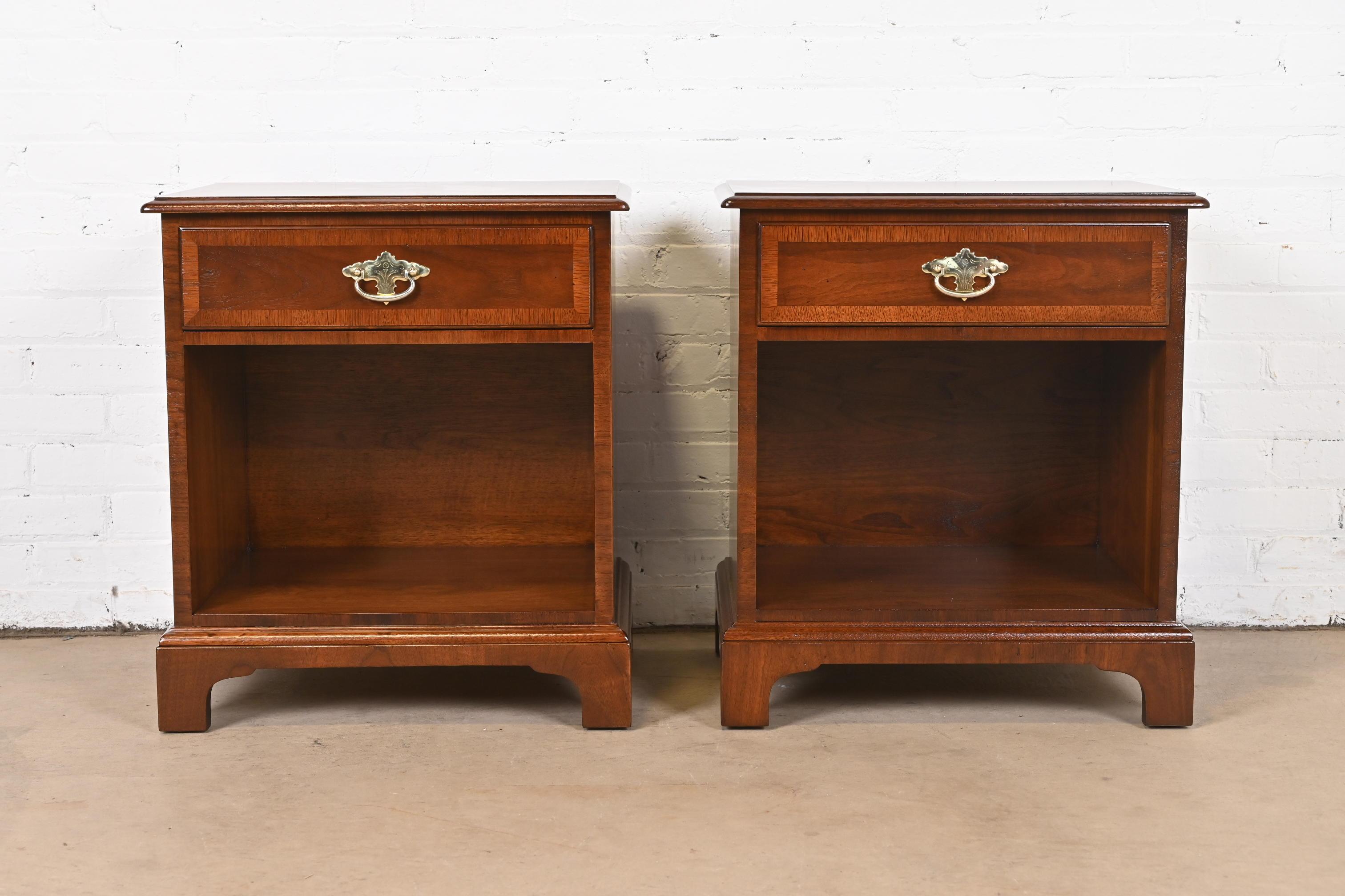 Brass Henredon Georgian Banded Mahogany Nightstands, Newly Refinished