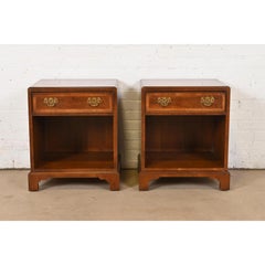 Henredon Georgian Banded Mahogany Nightstands, Pair