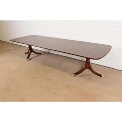 Henredon Georgian Banded Mahogany Pedestal Extension Dining Table, Refinished